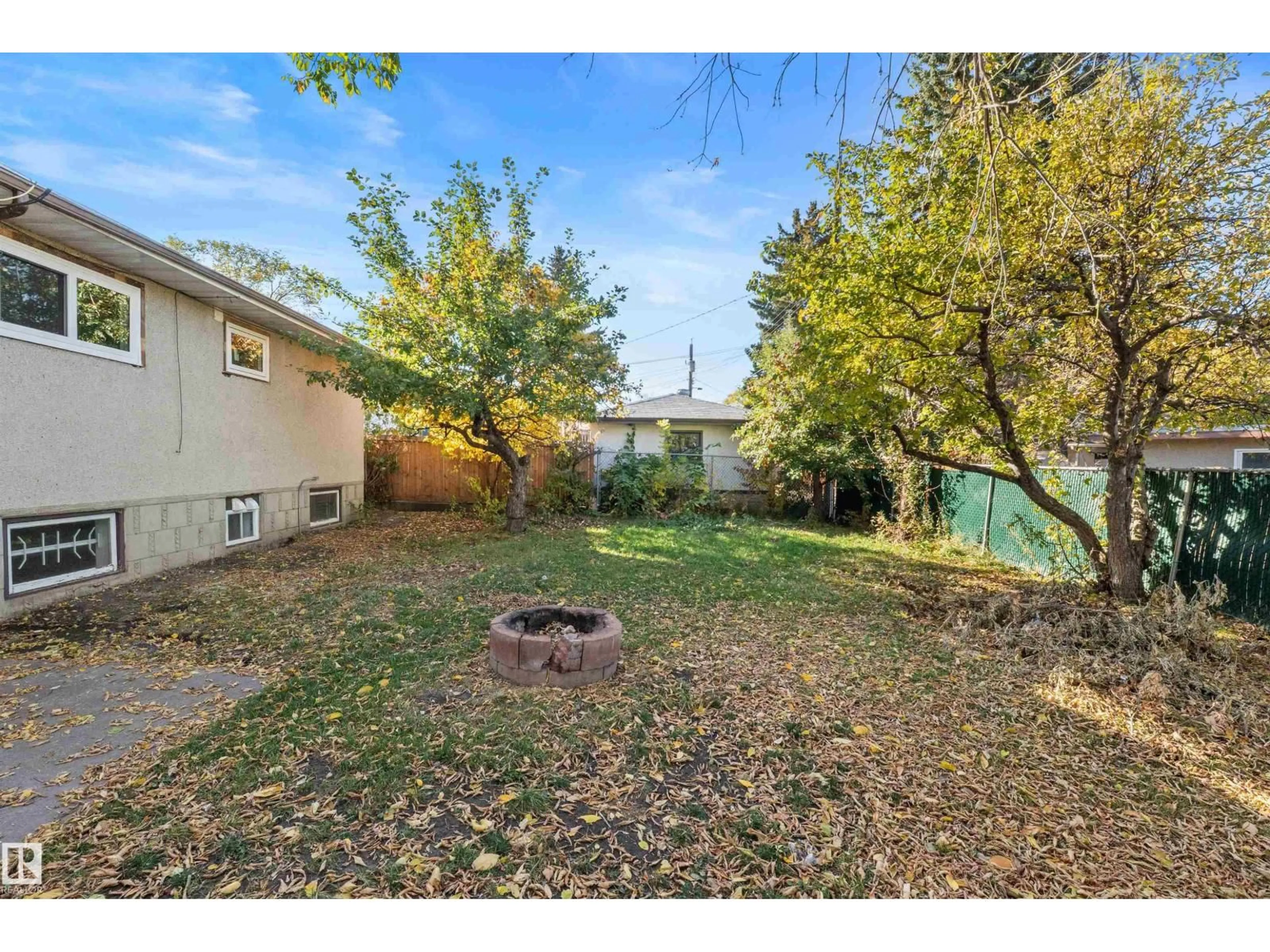 Patio, unknown for 10428 64 AV NW, Edmonton Alberta T6H1S7