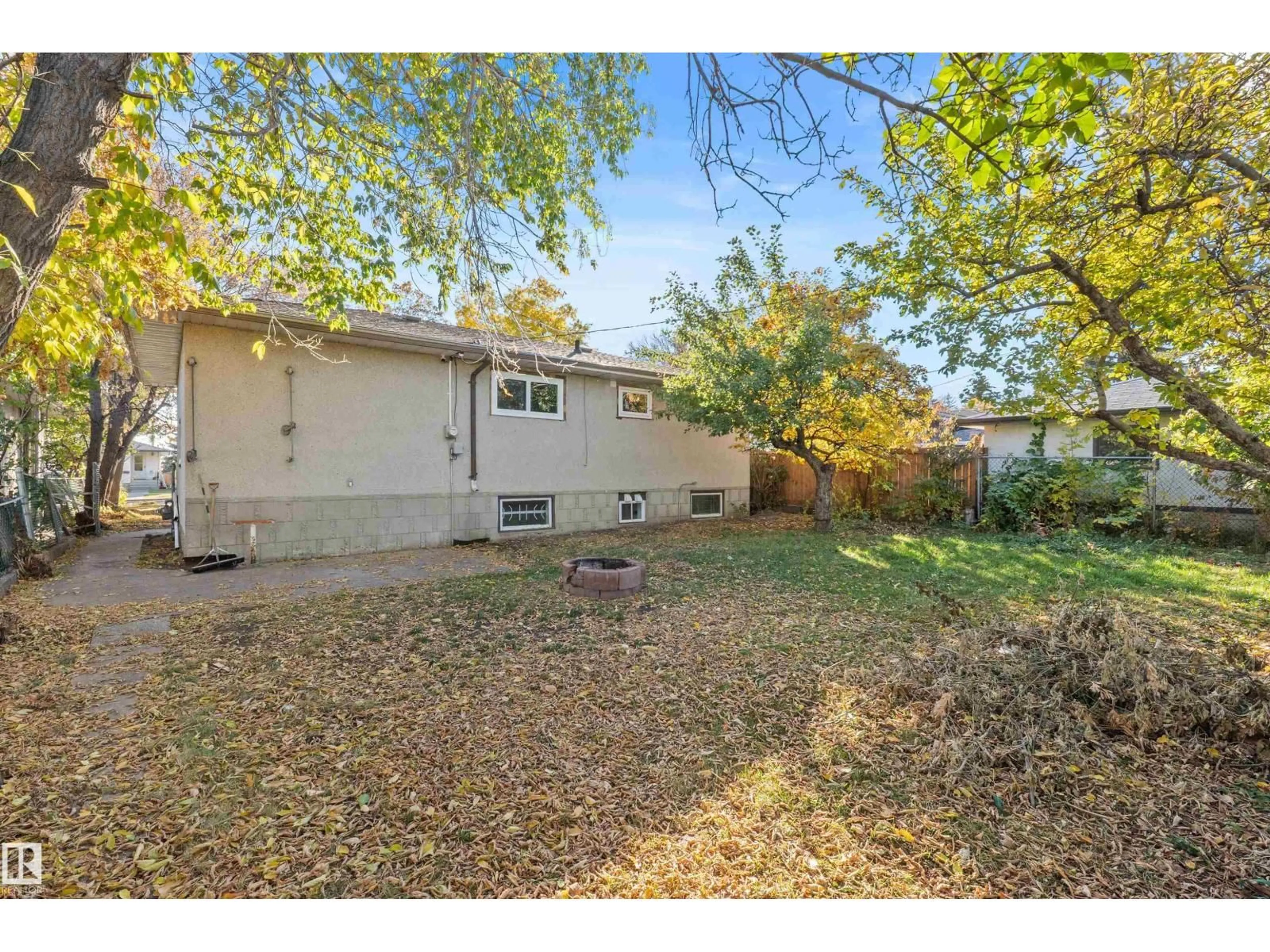 Unknown for 10428 64 AV NW, Edmonton Alberta T6H1S7