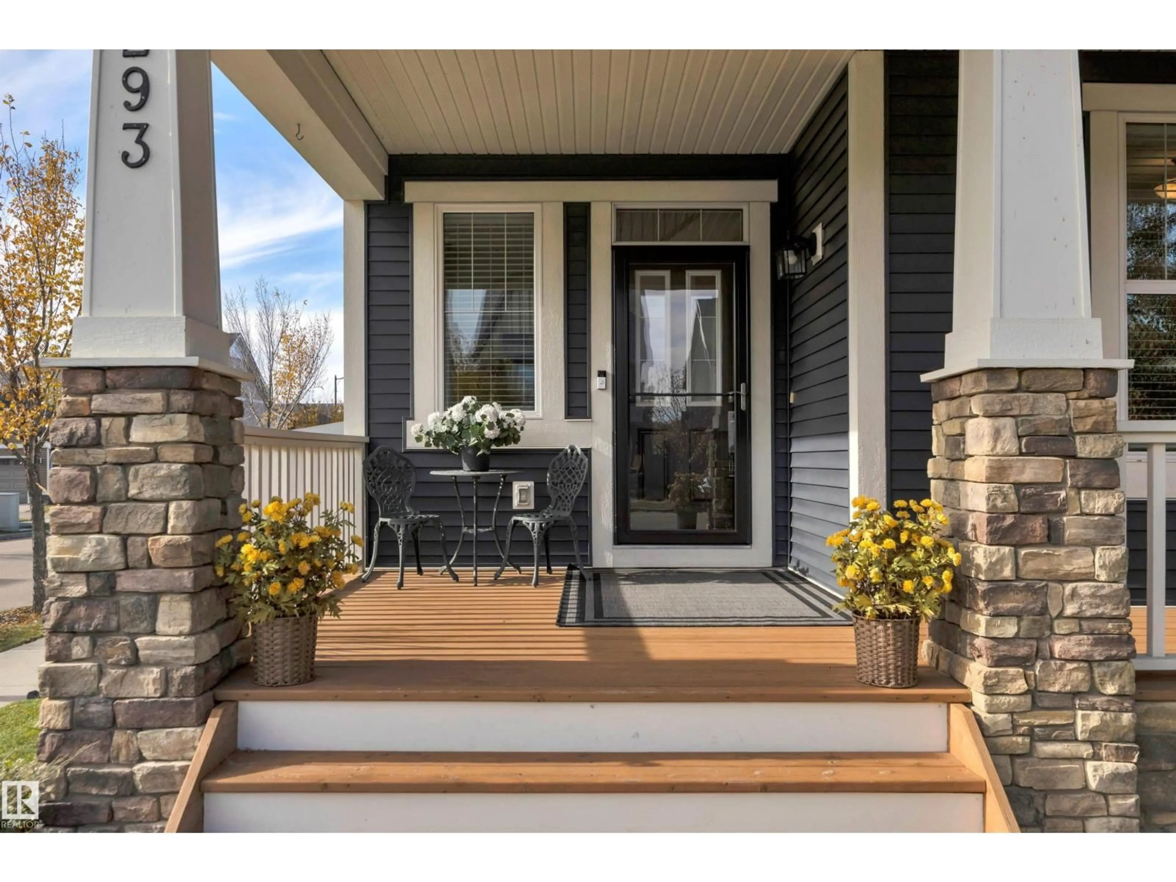 Unknown for 293 GRIESBACH RD, Edmonton Alberta T5E6S2