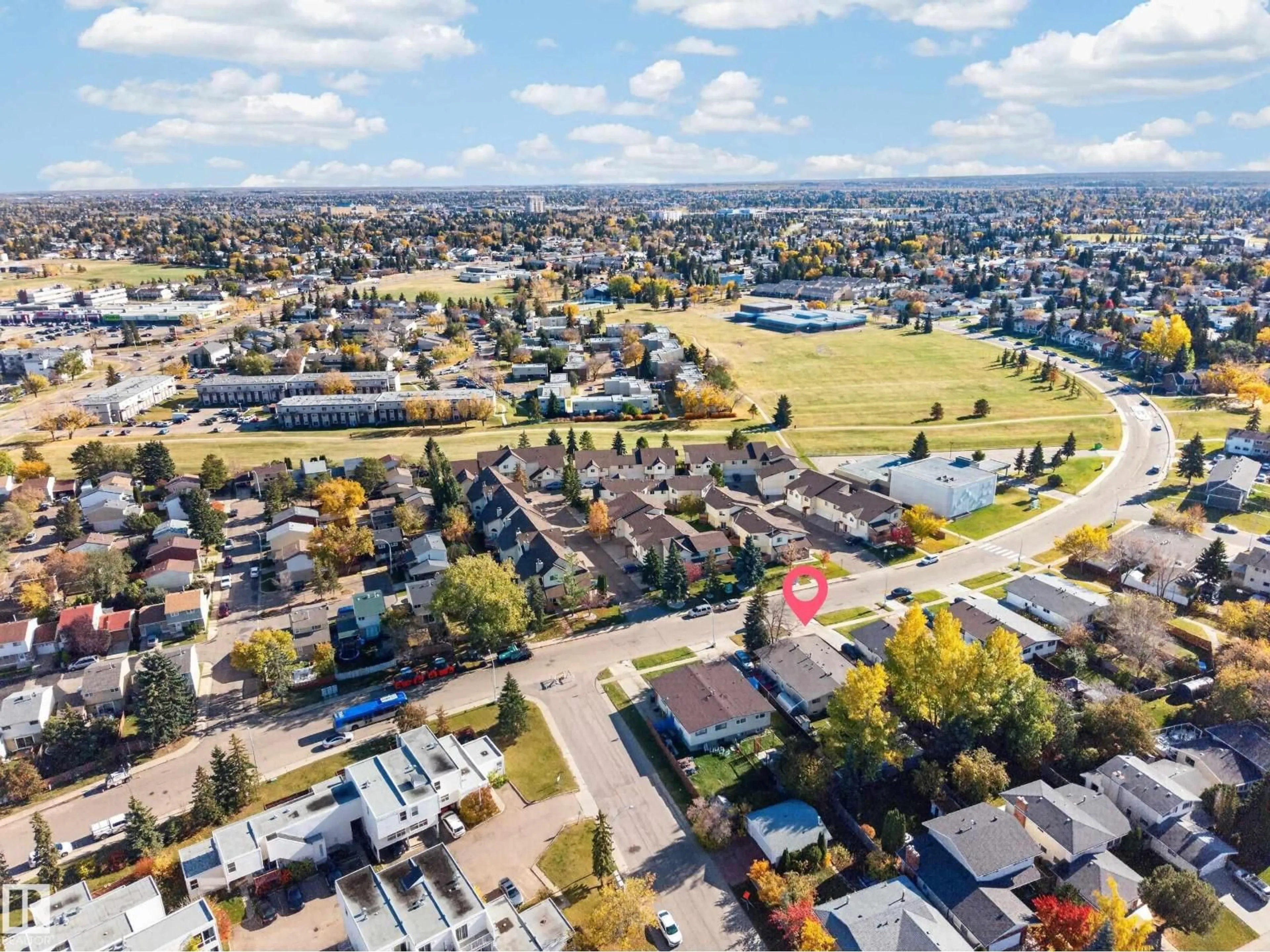 A pic from outside/outdoor area/front of a property/back of a property/a pic from drone, street for 3816 85 ST, Edmonton Alberta T6K0H6