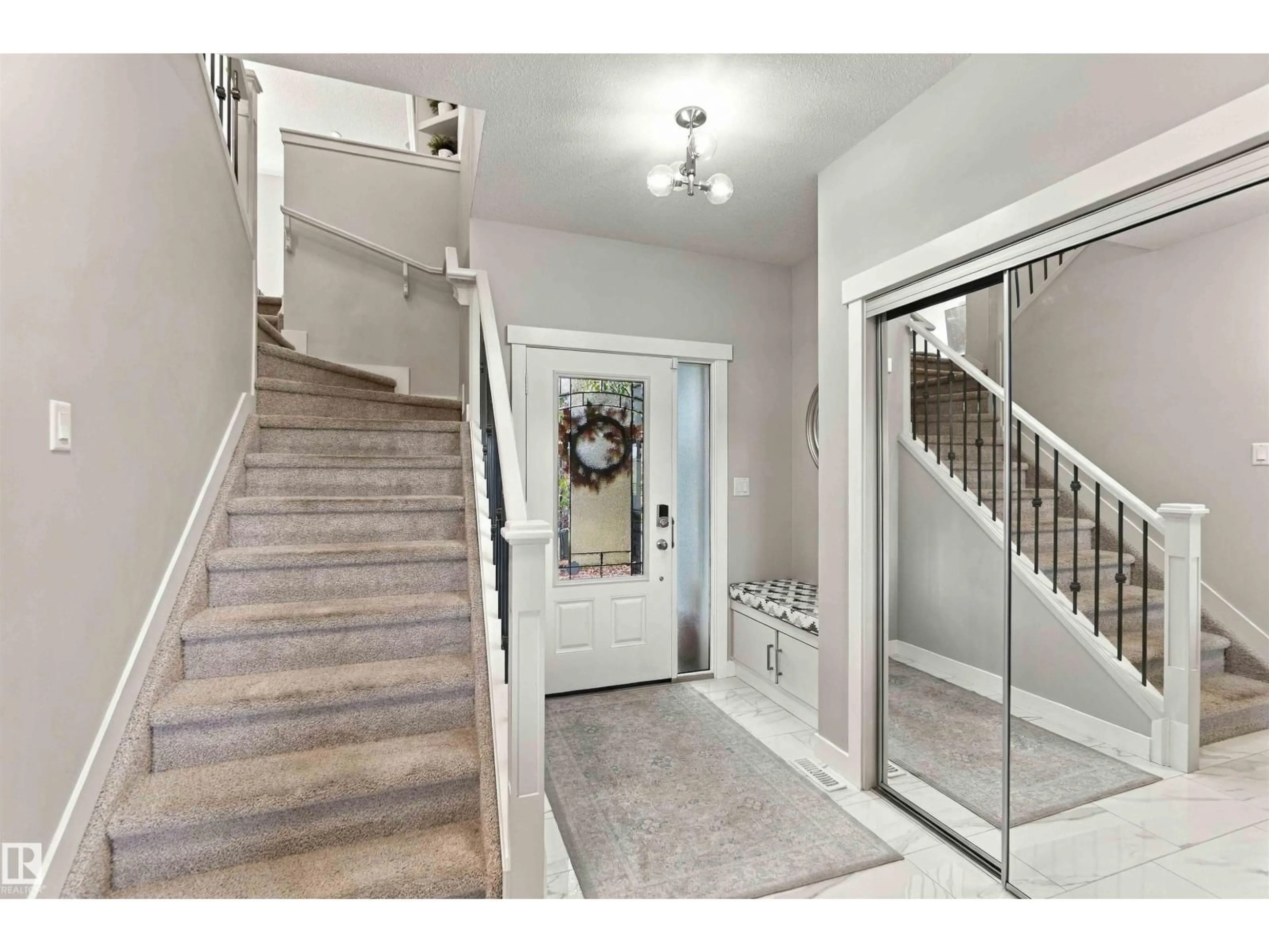 Indoor entryway for SW - 1420 161 ST, Edmonton Alberta T6W3P4