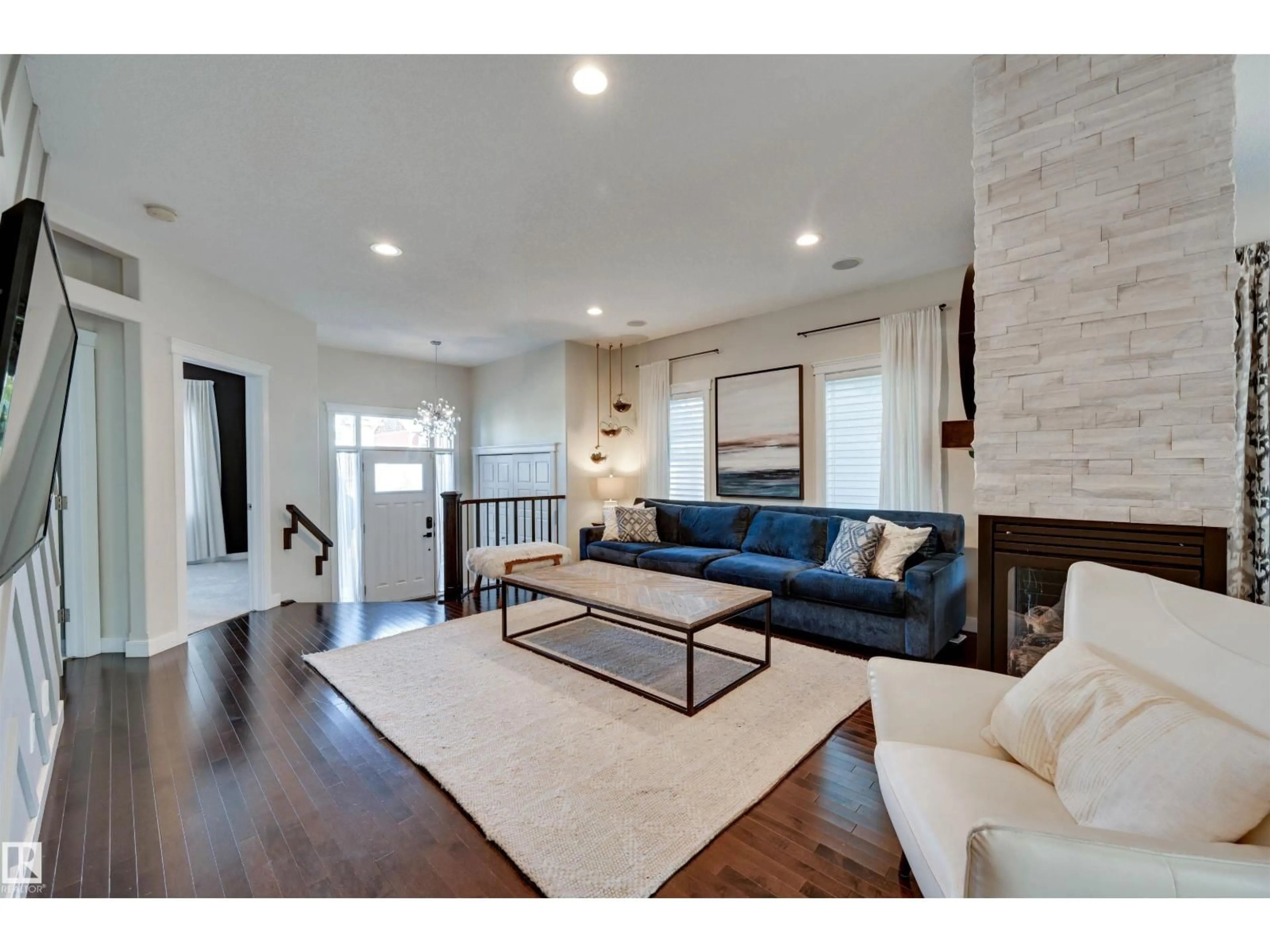 Living room with furniture, unknown for 2327 FREZENBERG AV, Edmonton Alberta T5E4Z1