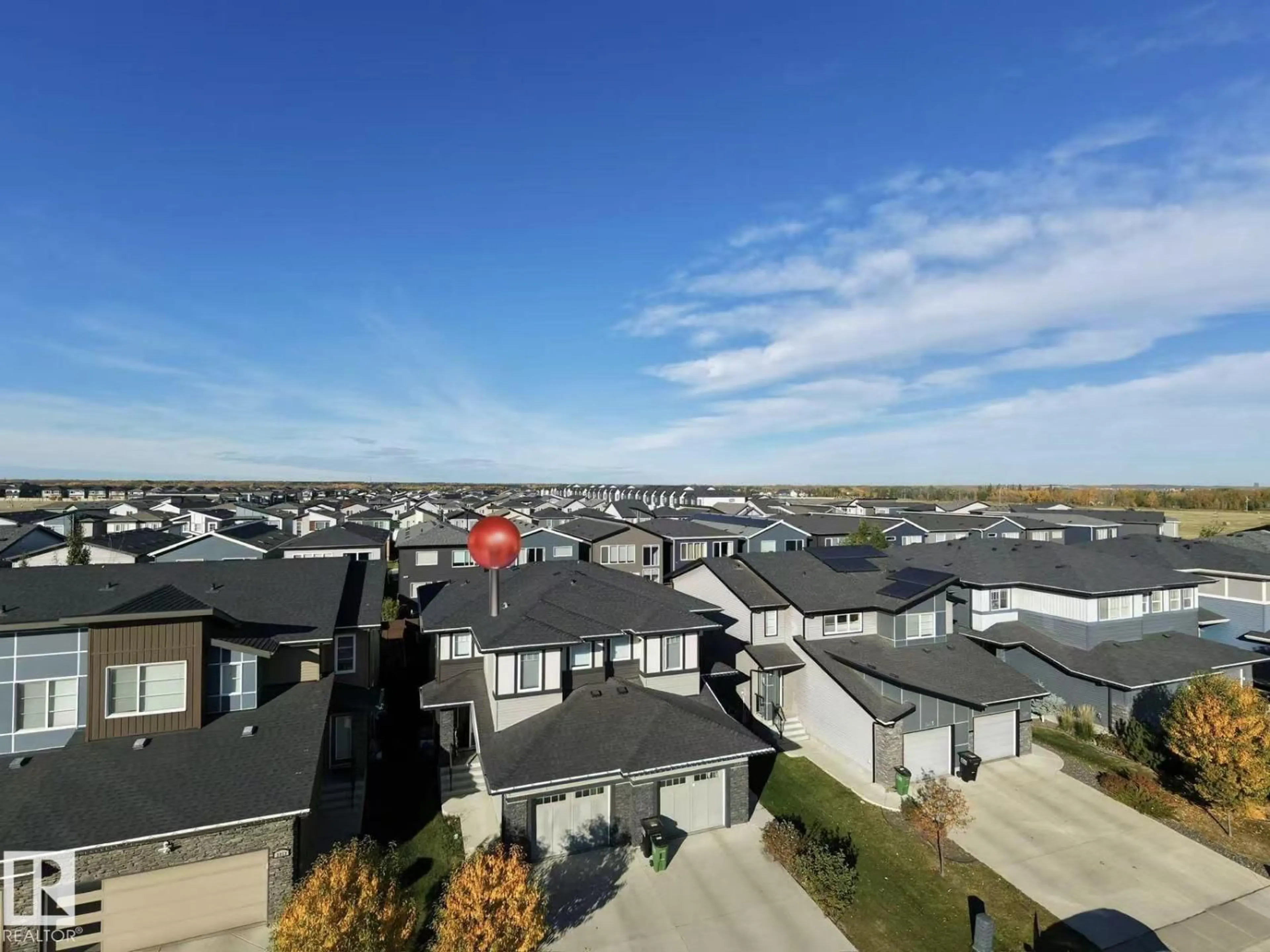 A pic from outside/outdoor area/front of a property/back of a property/a pic from drone, city buildings view from balcony for 2850 KOSHAL CRESCENT, Edmonton Alberta T6W3J8