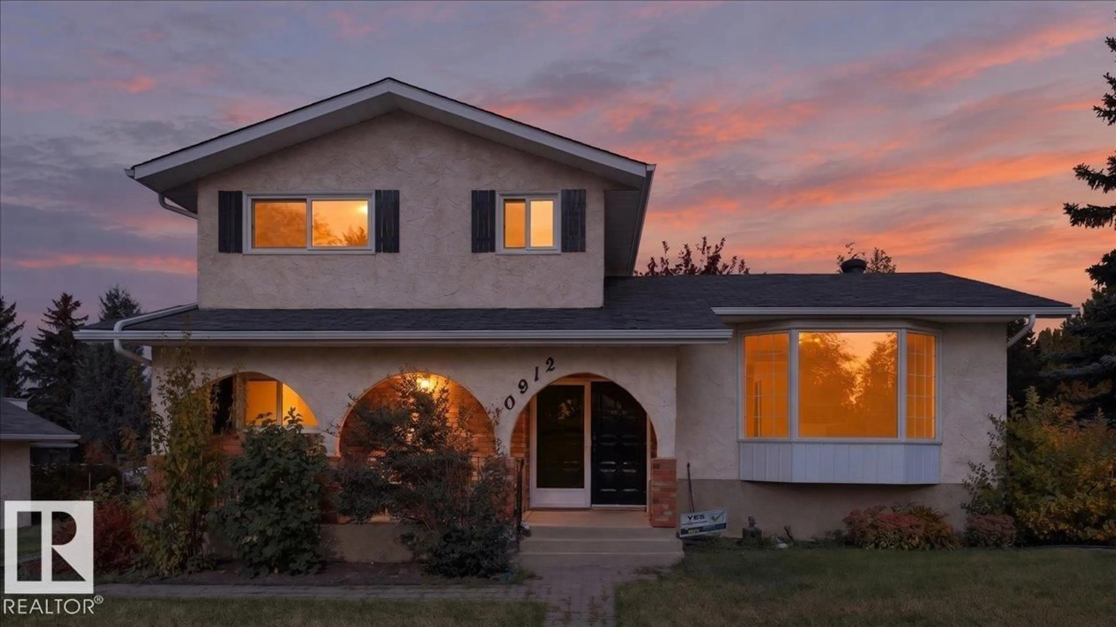 Home with vinyl exterior material, street for 10912 34A AV, Edmonton Alberta T6J2V1