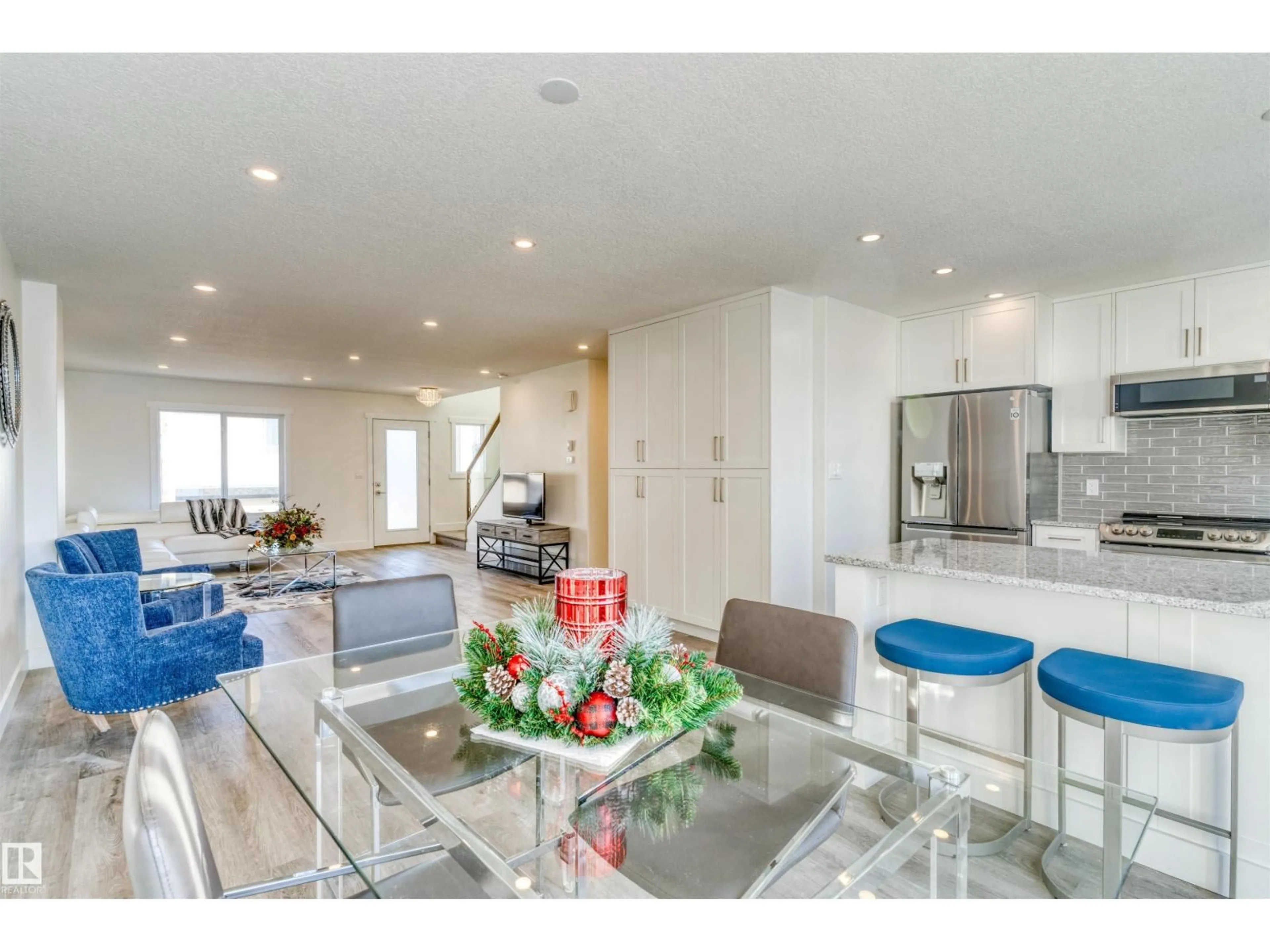 Open concept kitchen, unknown for 9250 156 AV, Edmonton Alberta T5Z3N7