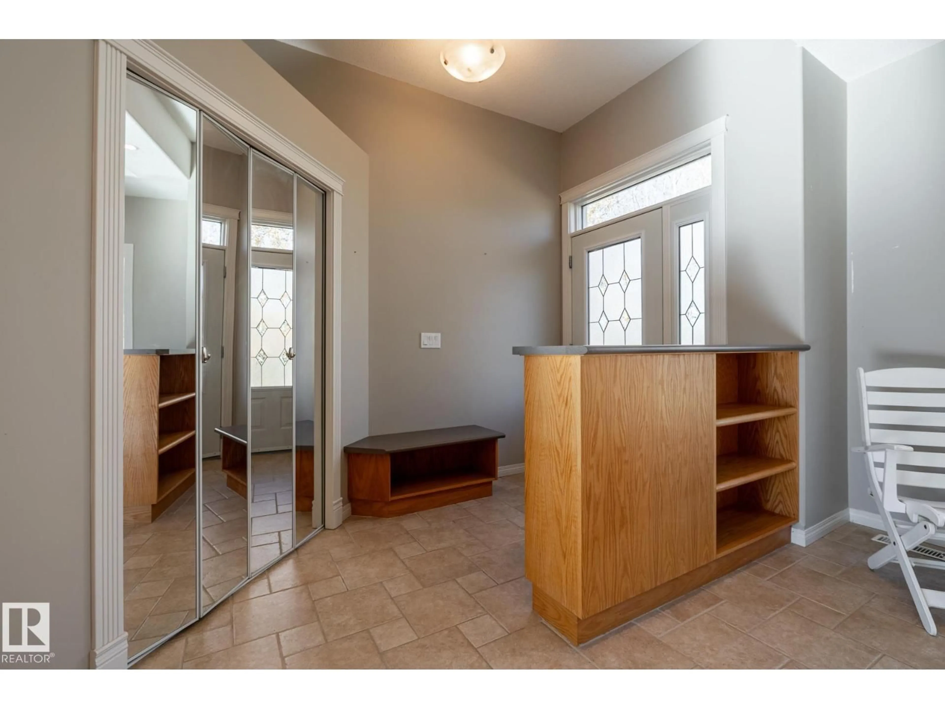Indoor entryway for #8 - 55220 RANGE ROAD 13, Rural Lac Ste. Anne County Alberta T0E1V0