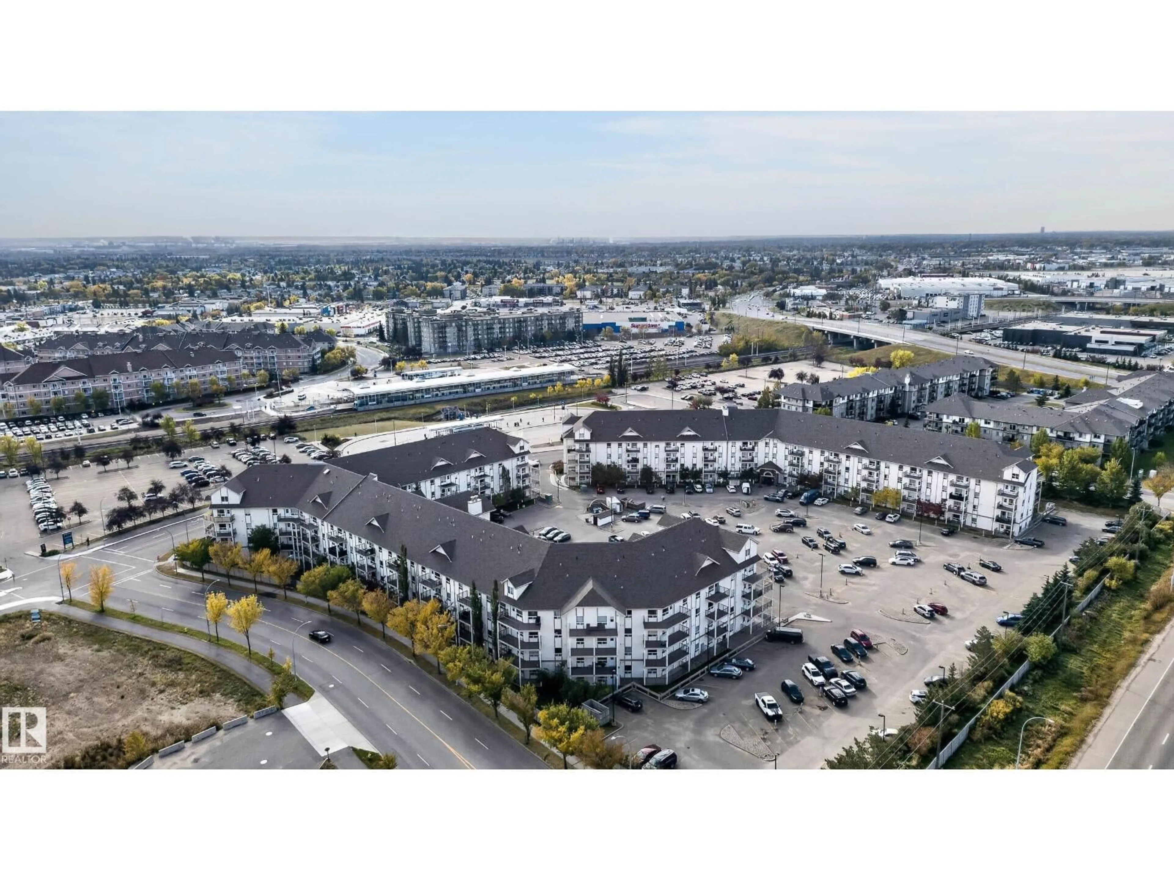 A pic from outside/outdoor area/front of a property/back of a property/a pic from drone, unknown for 1201 CLAREVIEW STATION DR, Edmonton Alberta T5Y0E6