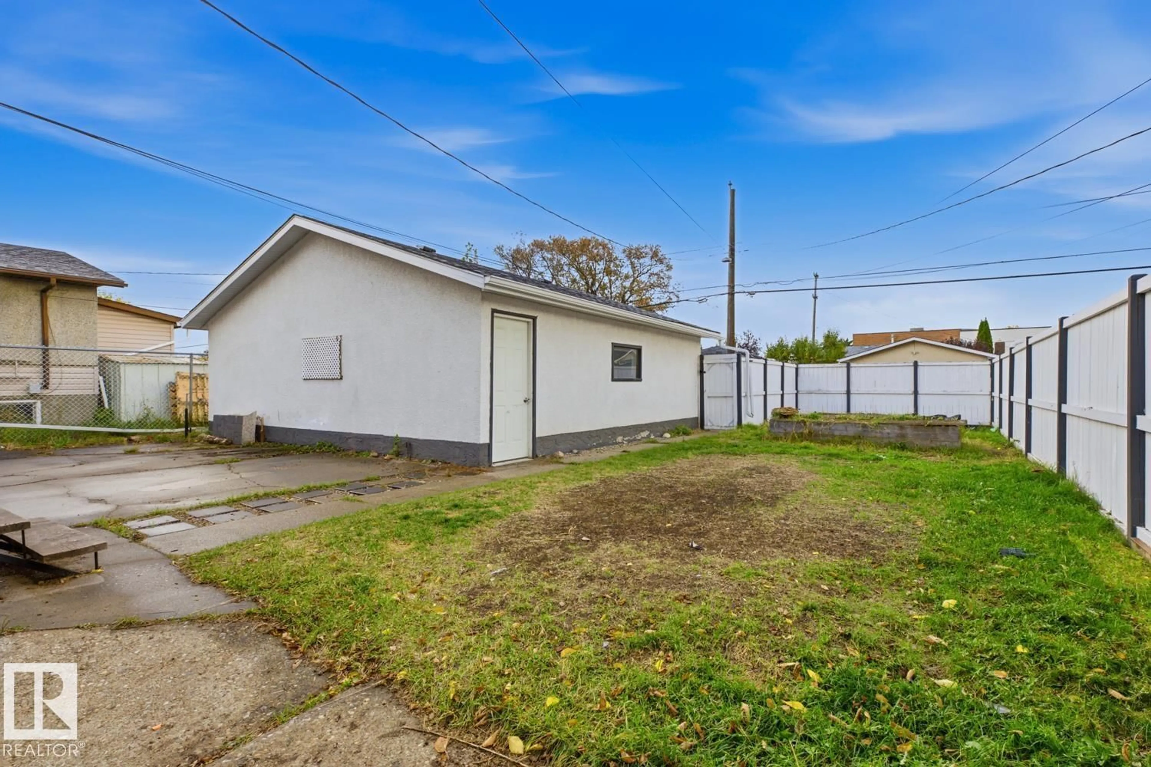 Unknown for NW - 12235 51 ST, Edmonton Alberta T5W3H1