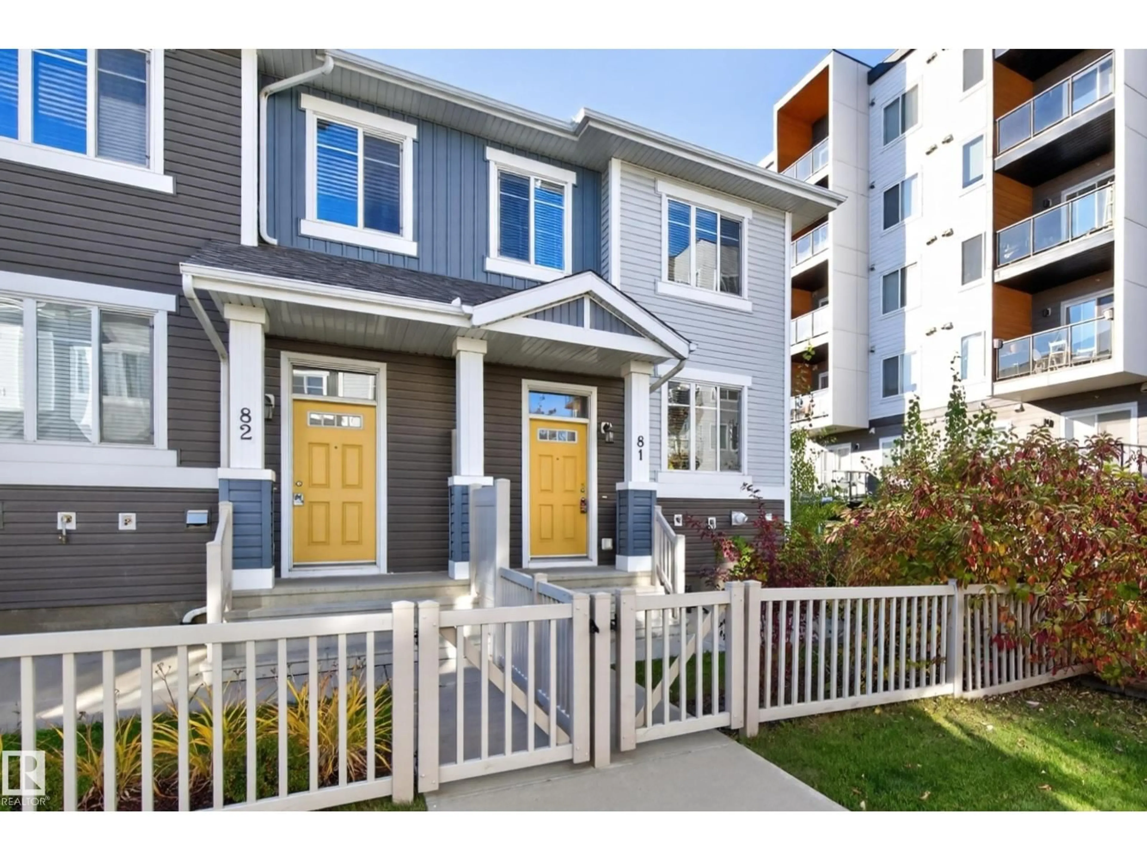 Home with vinyl exterior material, street for #81 - 2905 141 ST, Edmonton Alberta T6W3M4