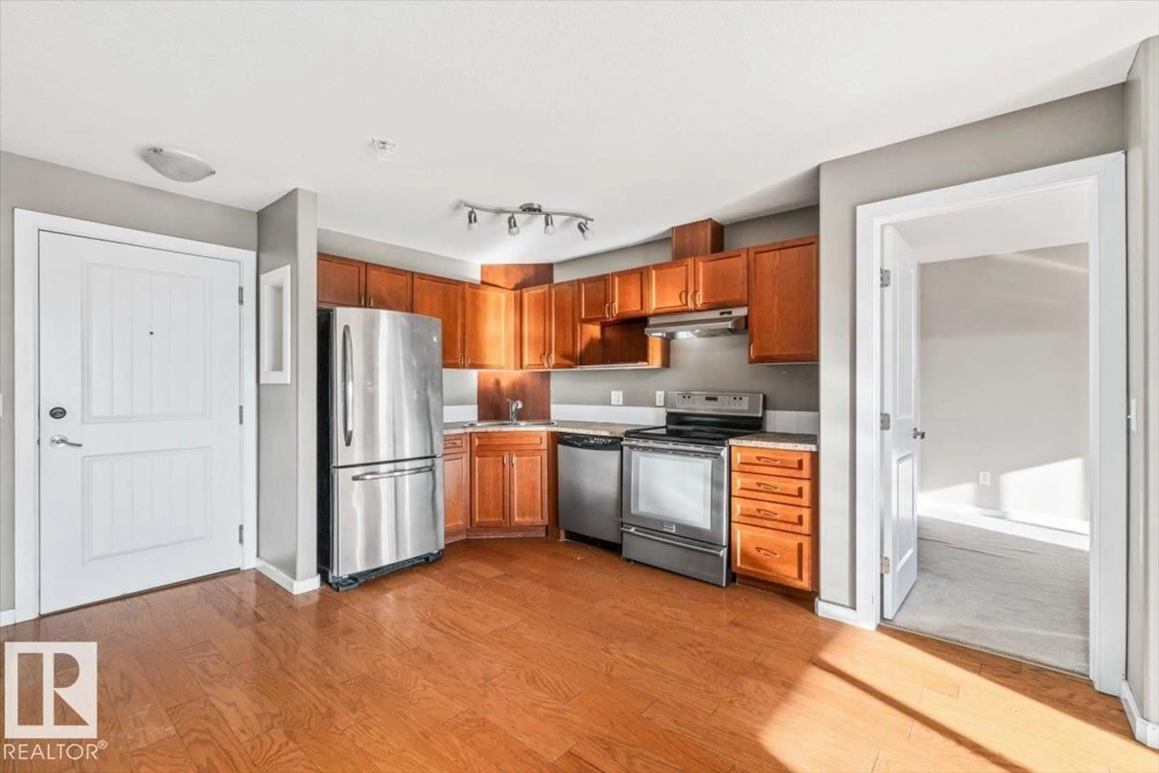 Standard kitchen, unknown for #309 - 240 SPRUCE RIDGE RD, Spruce Grove Alberta T7X1J7