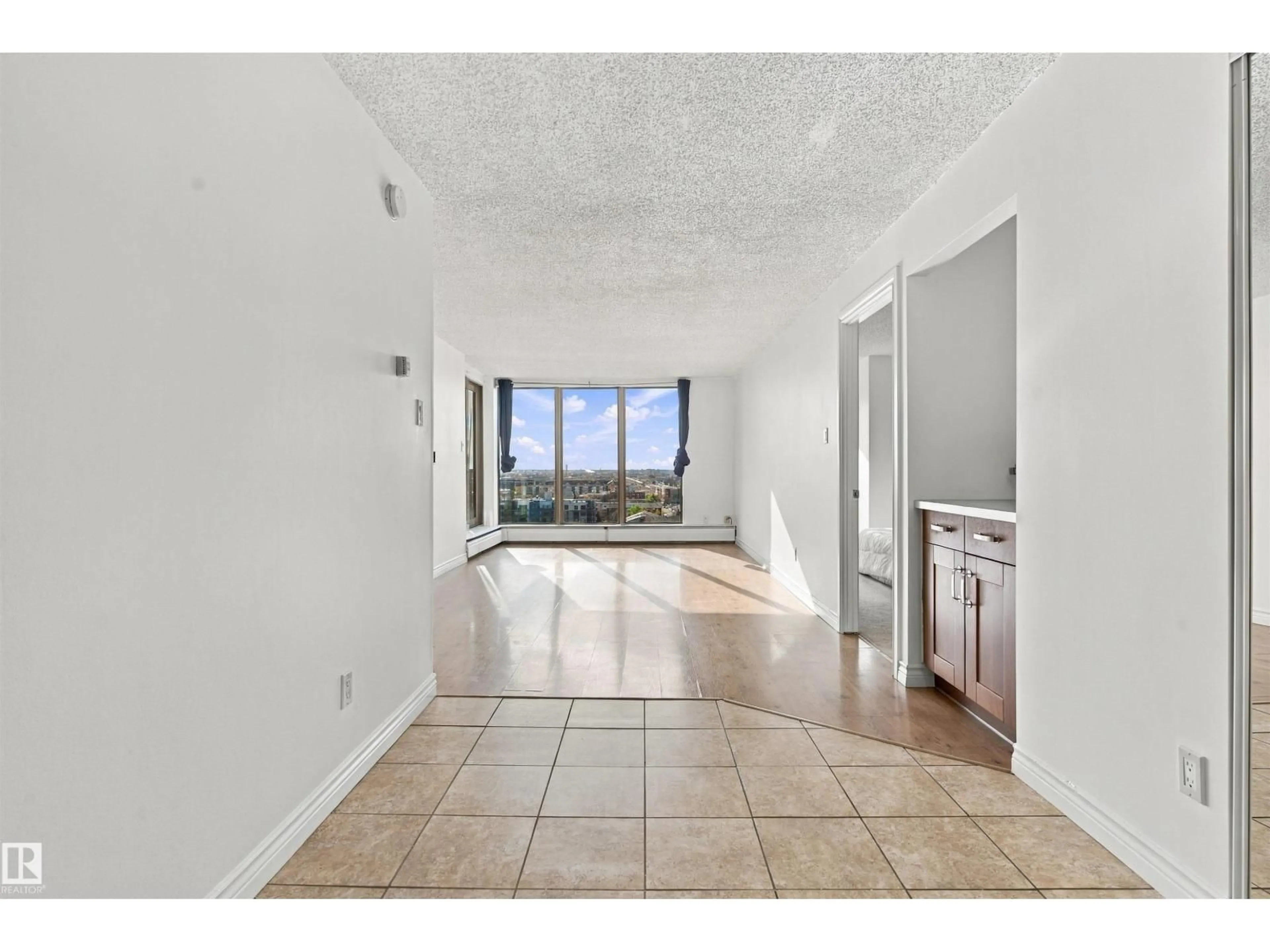 Unknown for 1304 SASKATCHEWAN DR, Edmonton Alberta T6E6B6