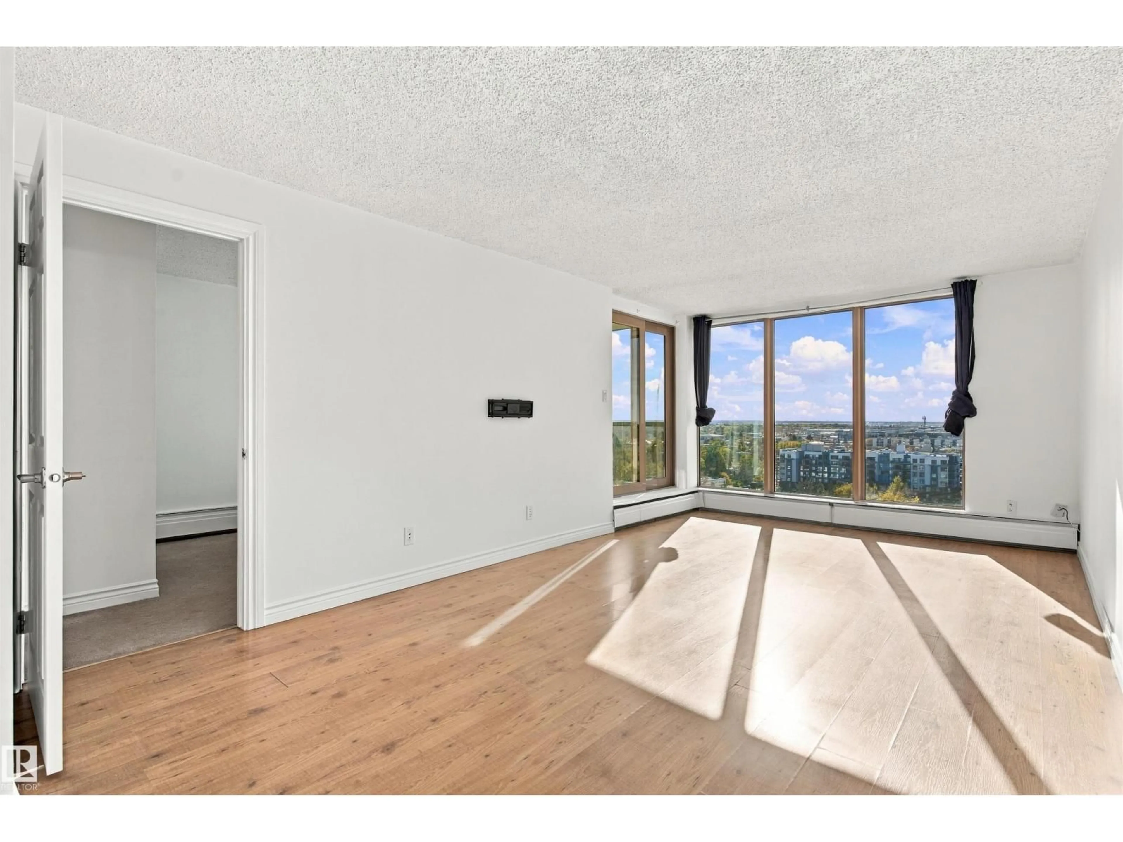 A pic of a room for 1304 SASKATCHEWAN DR, Edmonton Alberta T6E6B6