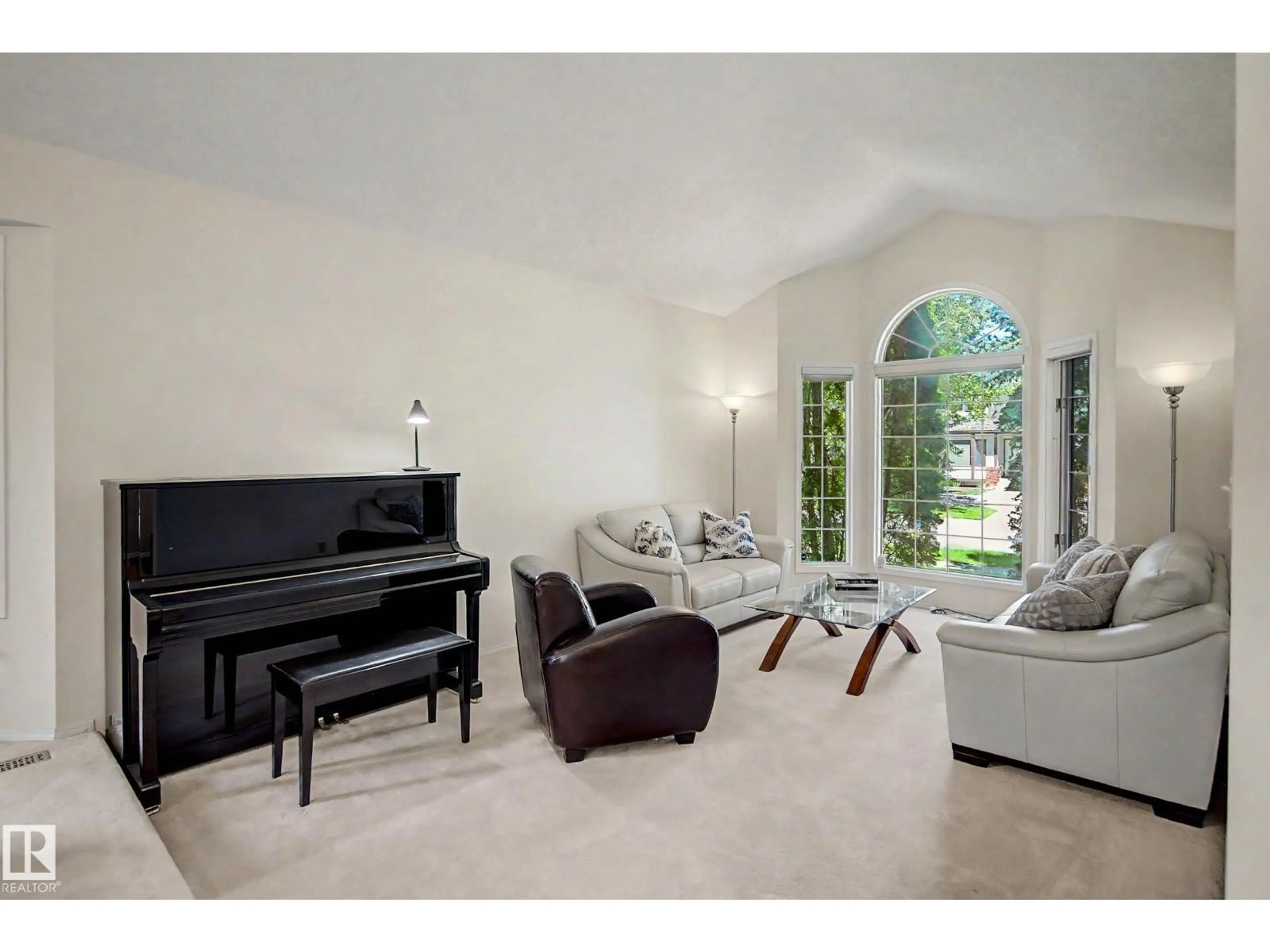 Living room with furniture, carpet floor for 425 BUCHANAN RD, Edmonton Alberta T6R2A5