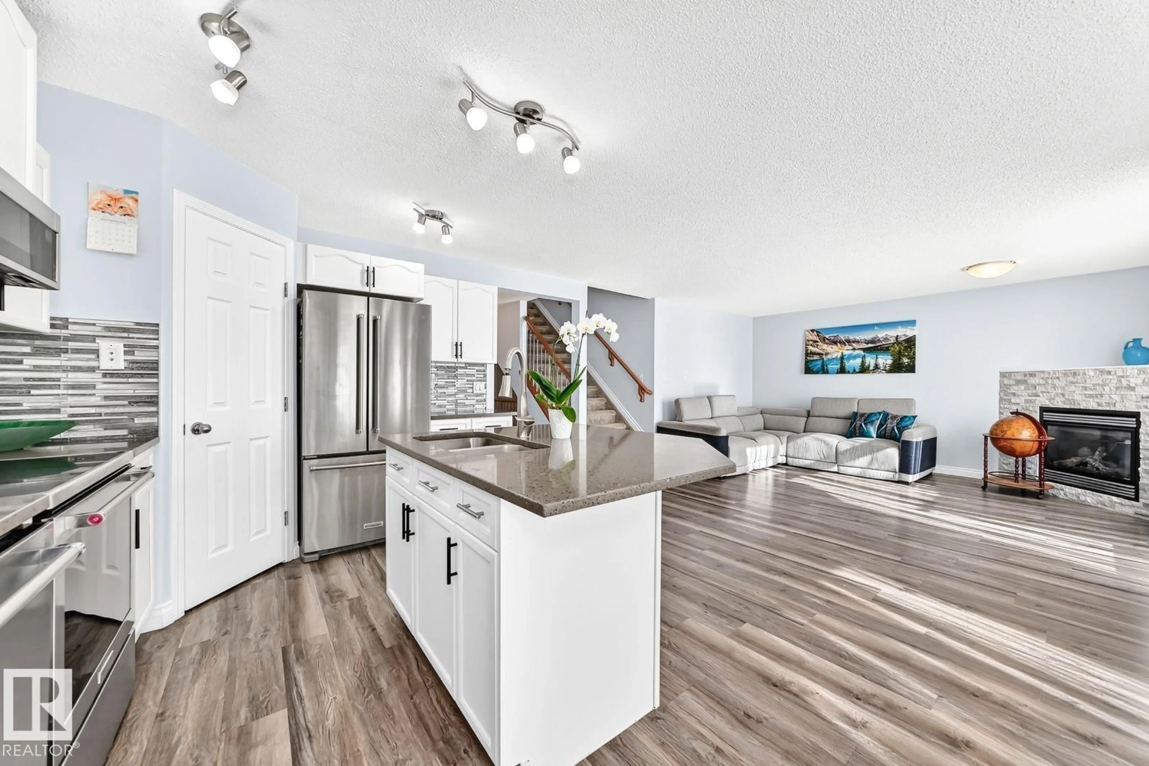 Open concept kitchen, unknown for 6936 STROM LN, Edmonton Alberta T6R0J9