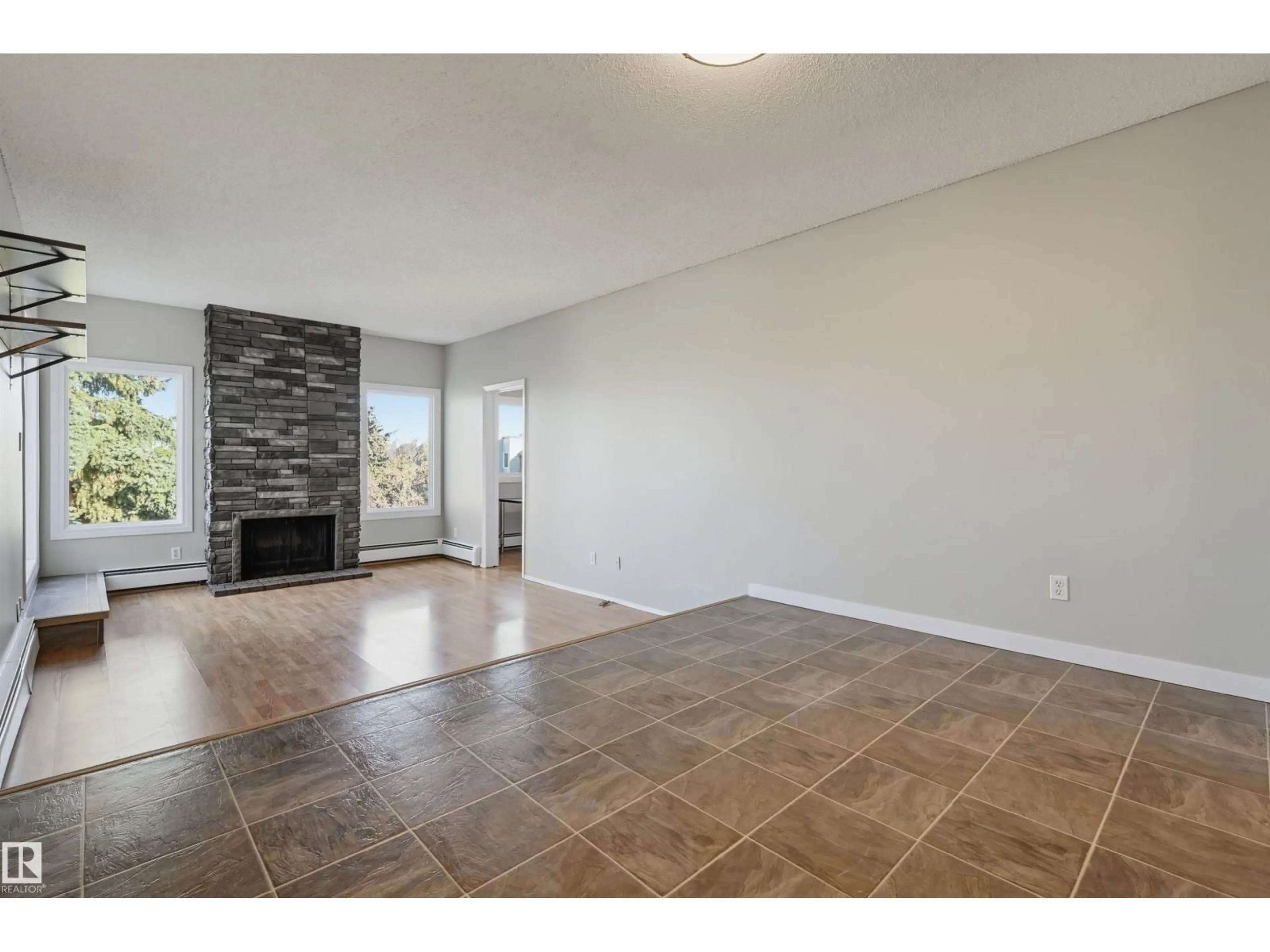 Unknown for 408 - 17820 98 AV, Edmonton Alberta T5T3H5