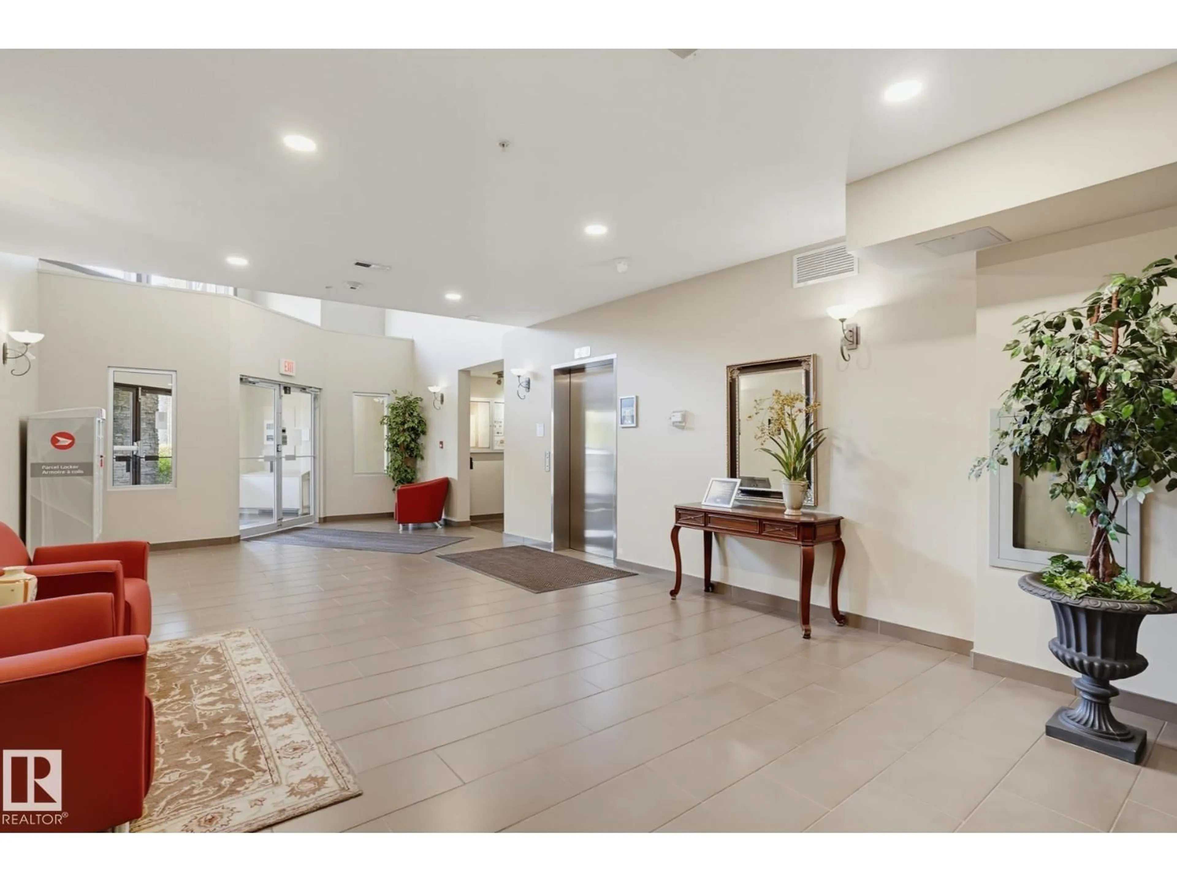 Indoor foyer for 160 - 425 MAGRATH RD, Edmonton Alberta T6R3T7