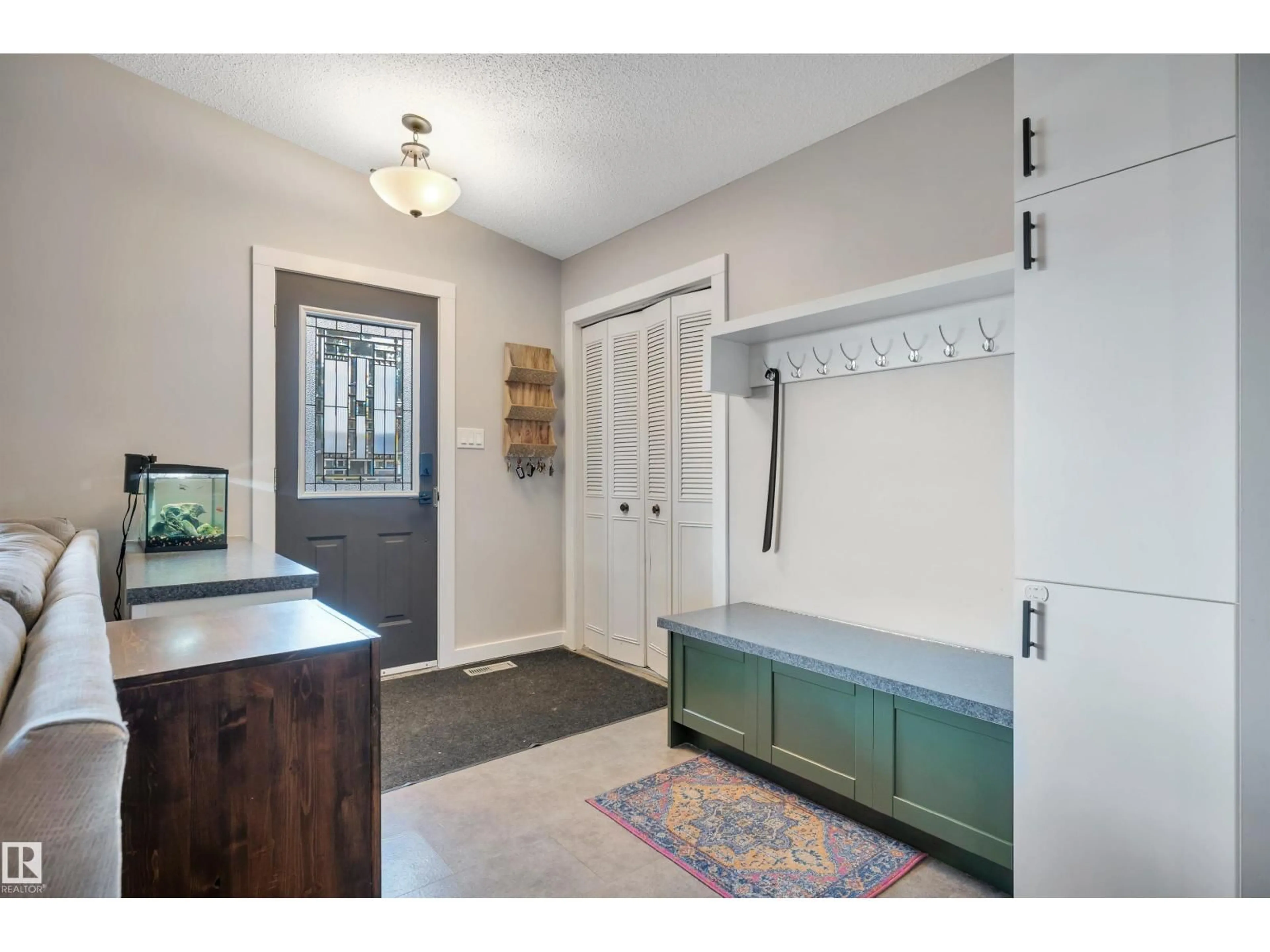 Indoor entryway for 132 GARLAND CR, Sherwood Park Alberta T8A2R4