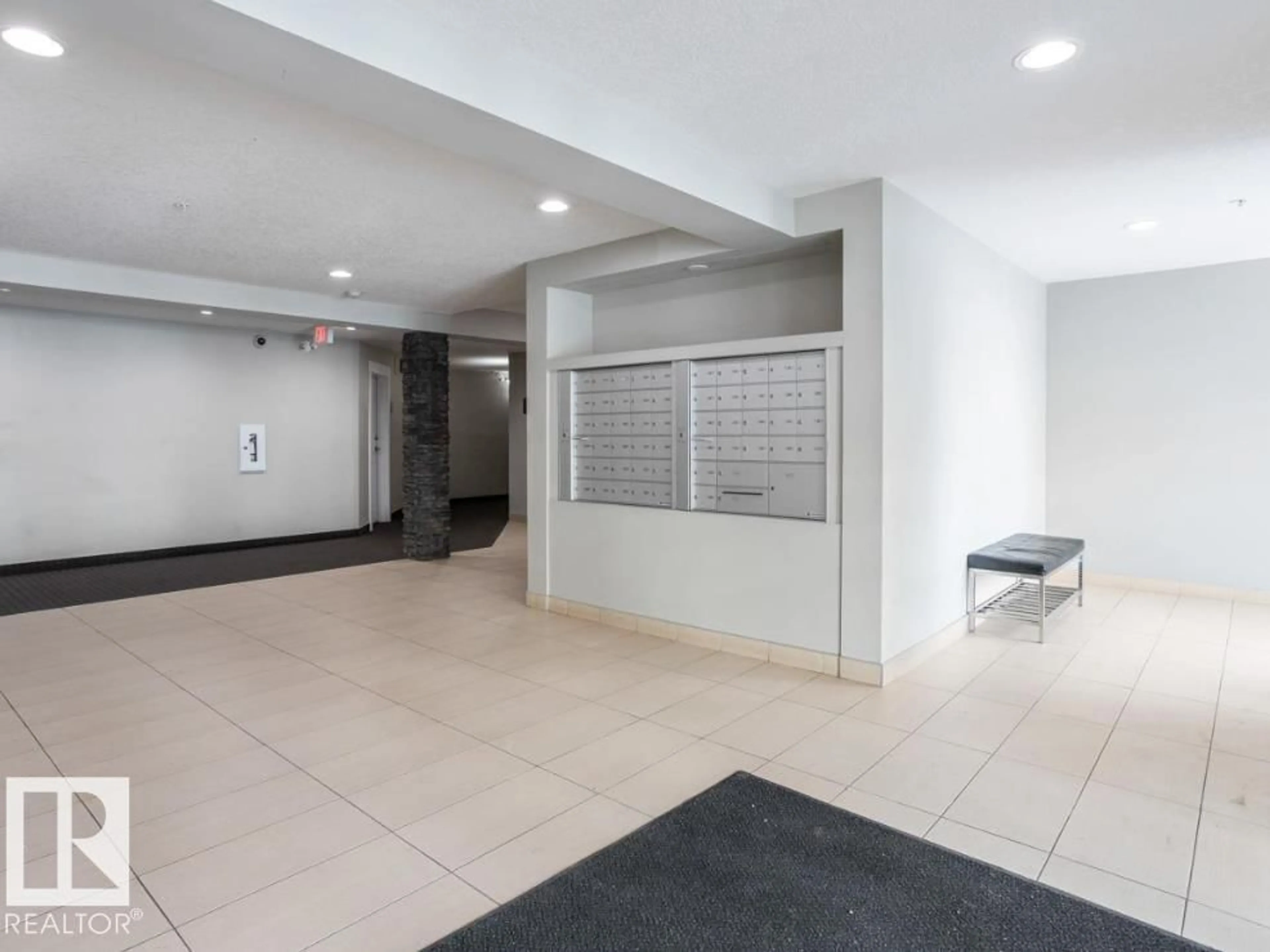Indoor foyer for #206 - 9517 160 AV, Edmonton Alberta T5Z0N1