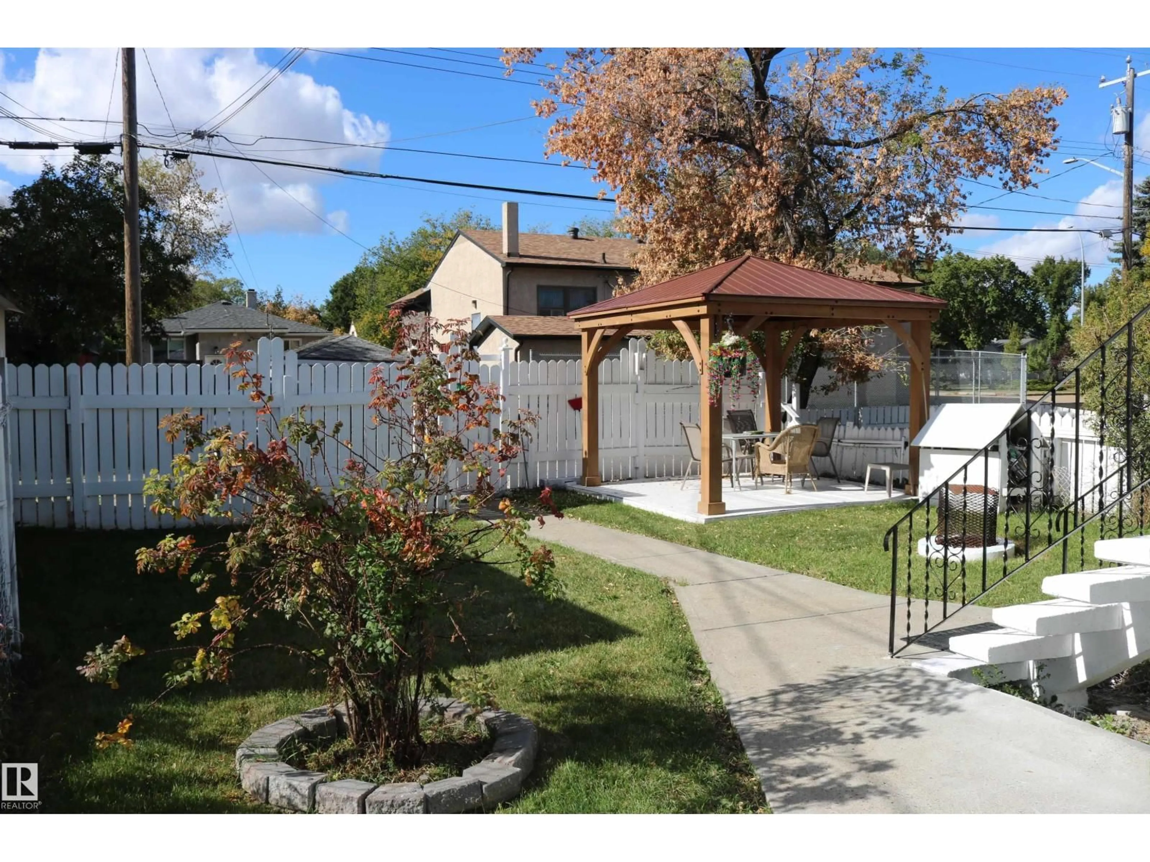 Unknown for NW - 11624 82 ST, Edmonton Alberta T5B1P8