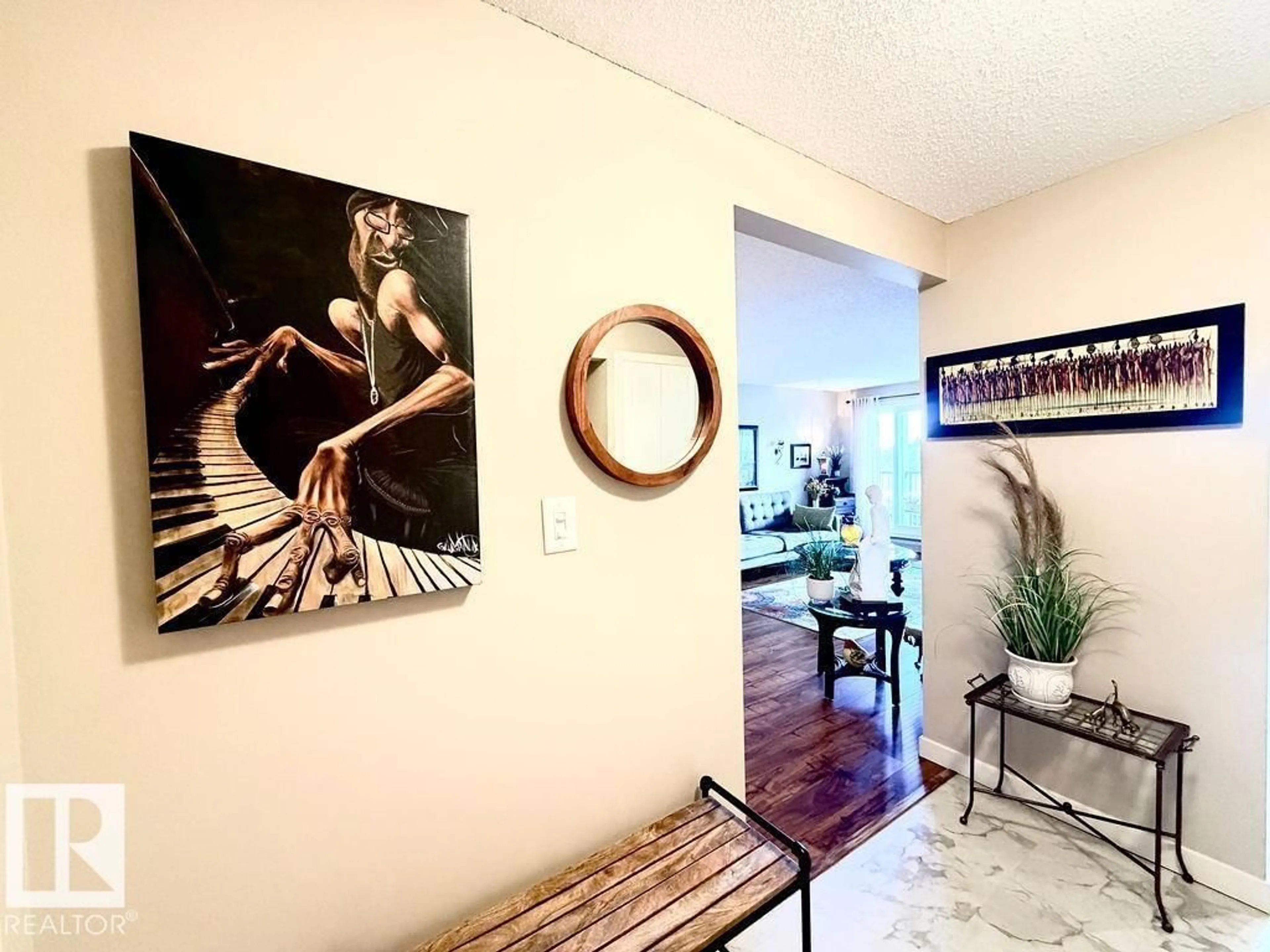 Indoor entryway for #333 - 4404 122 ST, Edmonton Alberta T6J4A9