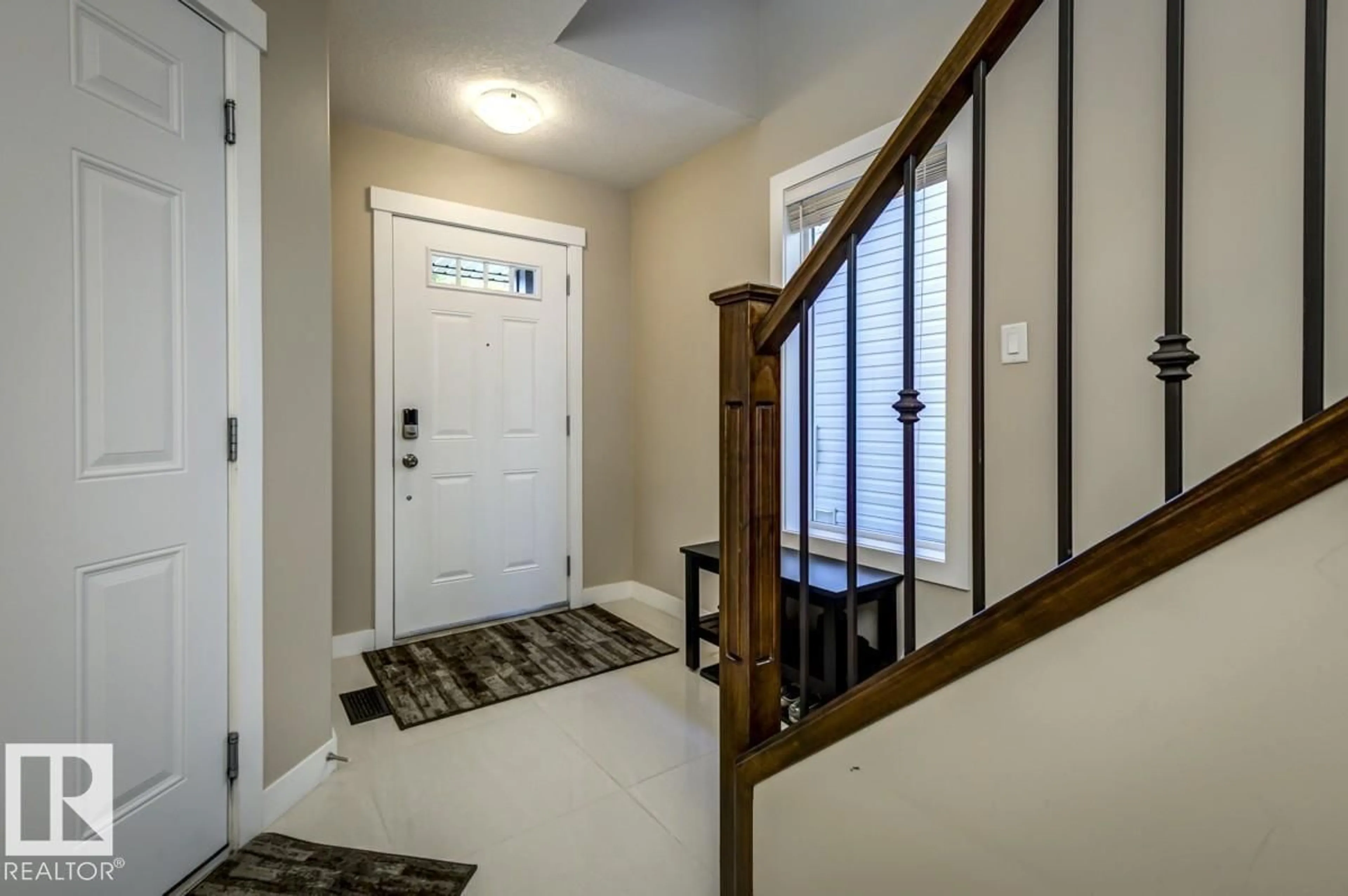 Indoor entryway for 126 RADCLIFFE WD, Fort Saskatchewan Alberta T8L0M6