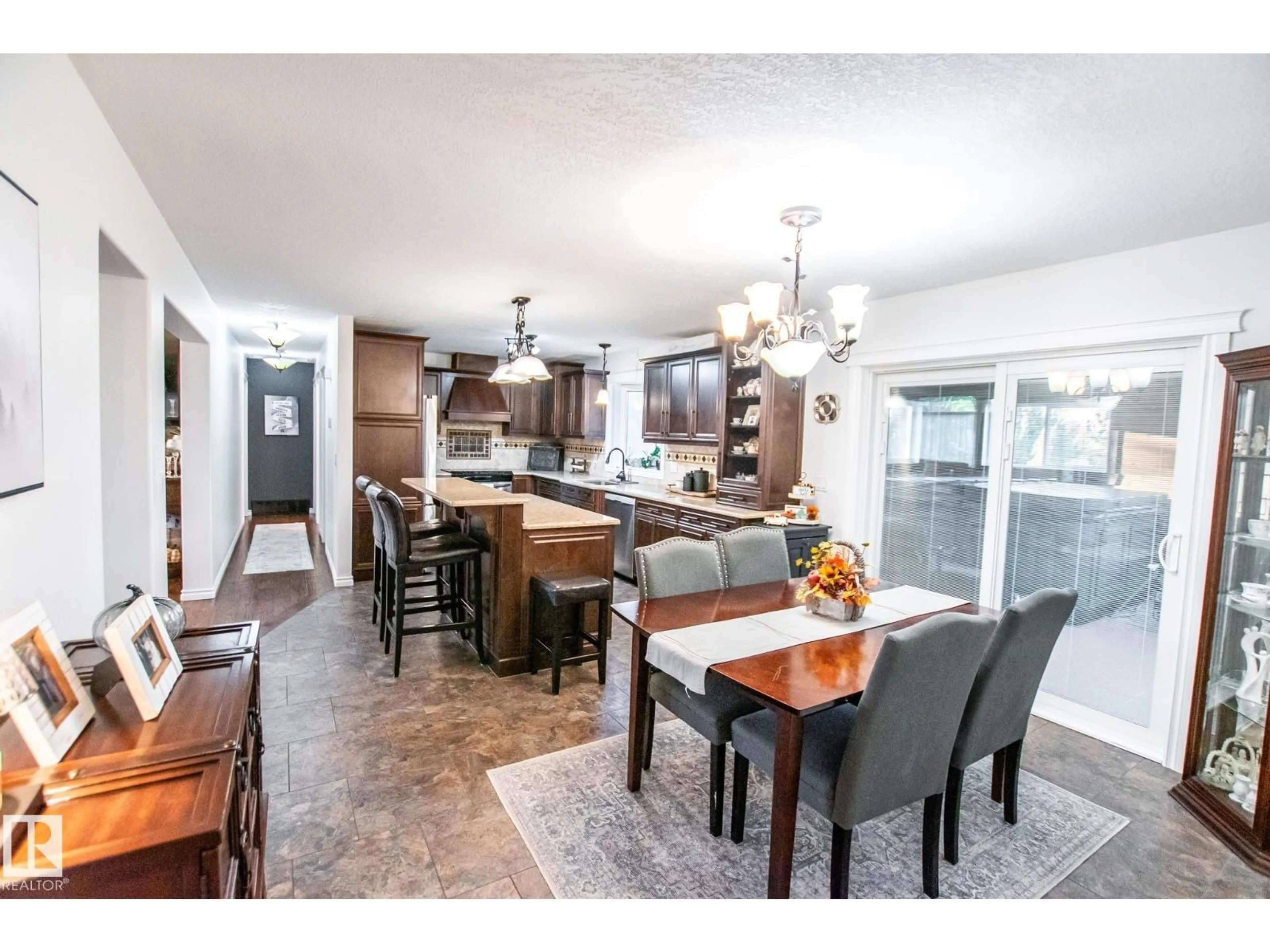 Open concept kitchen, unknown for 60421 RGE RD 461, Rural Bonnyville M.D. Alberta T9N2G5