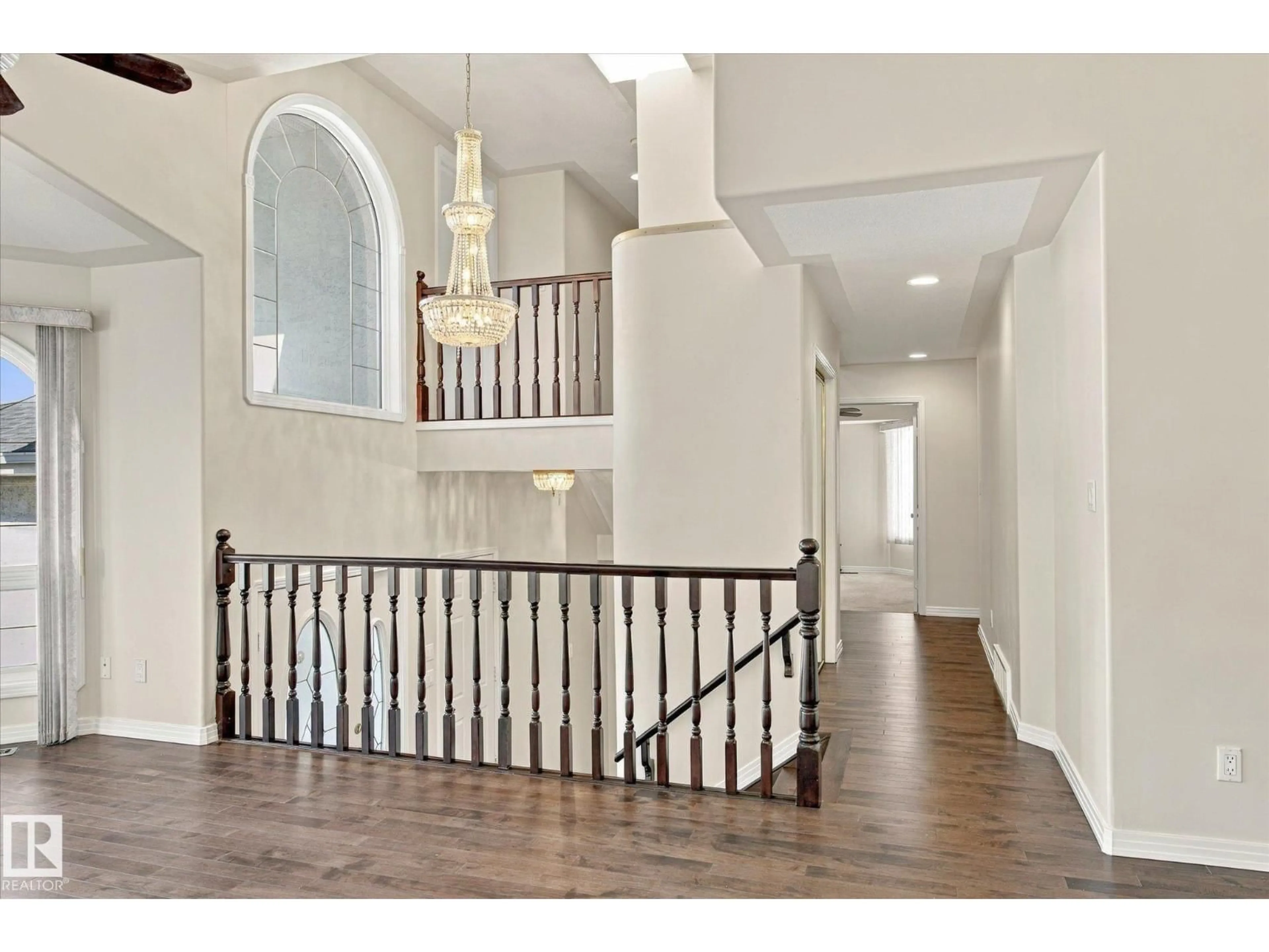 Indoor entryway for 771 JOHNS RD, Edmonton Alberta T6L6X4