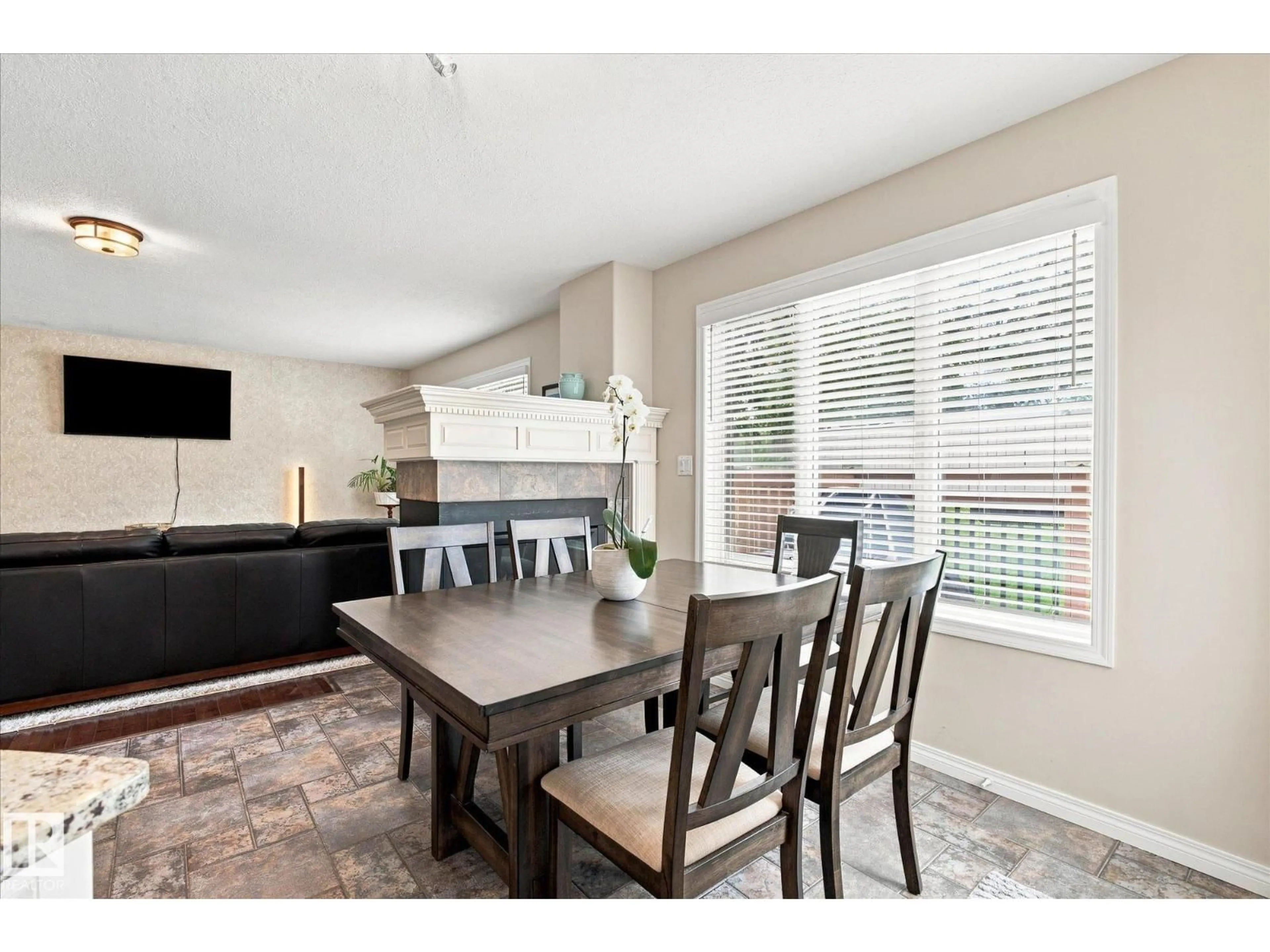 Dining room, unknown for NW - 1312 116 ST, Edmonton Alberta T6J7B3