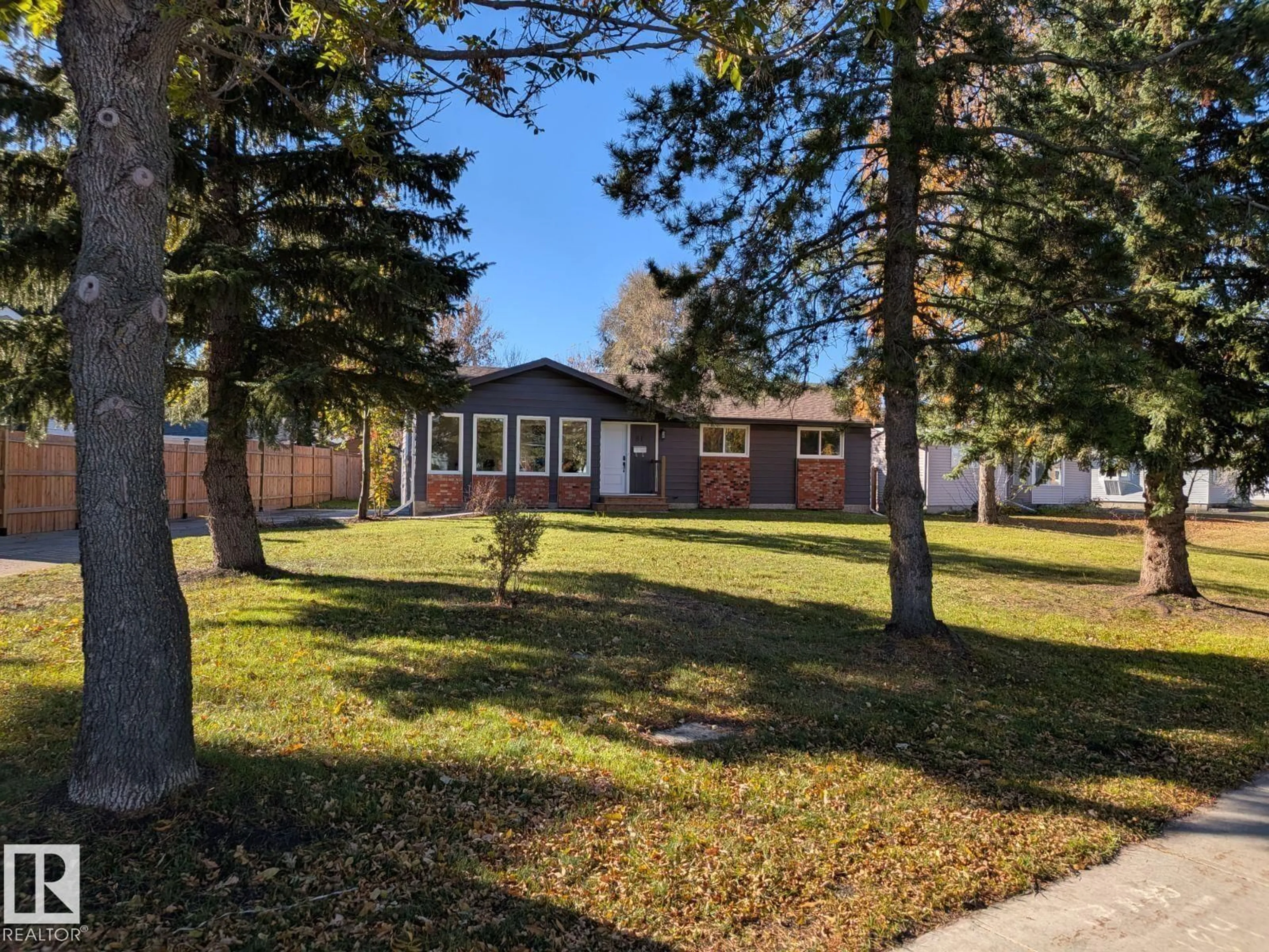 A pic from outside/outdoor area/front of a property/back of a property/a pic from drone, street for 81 NOOTKA RD, Leduc Alberta T9E4H3