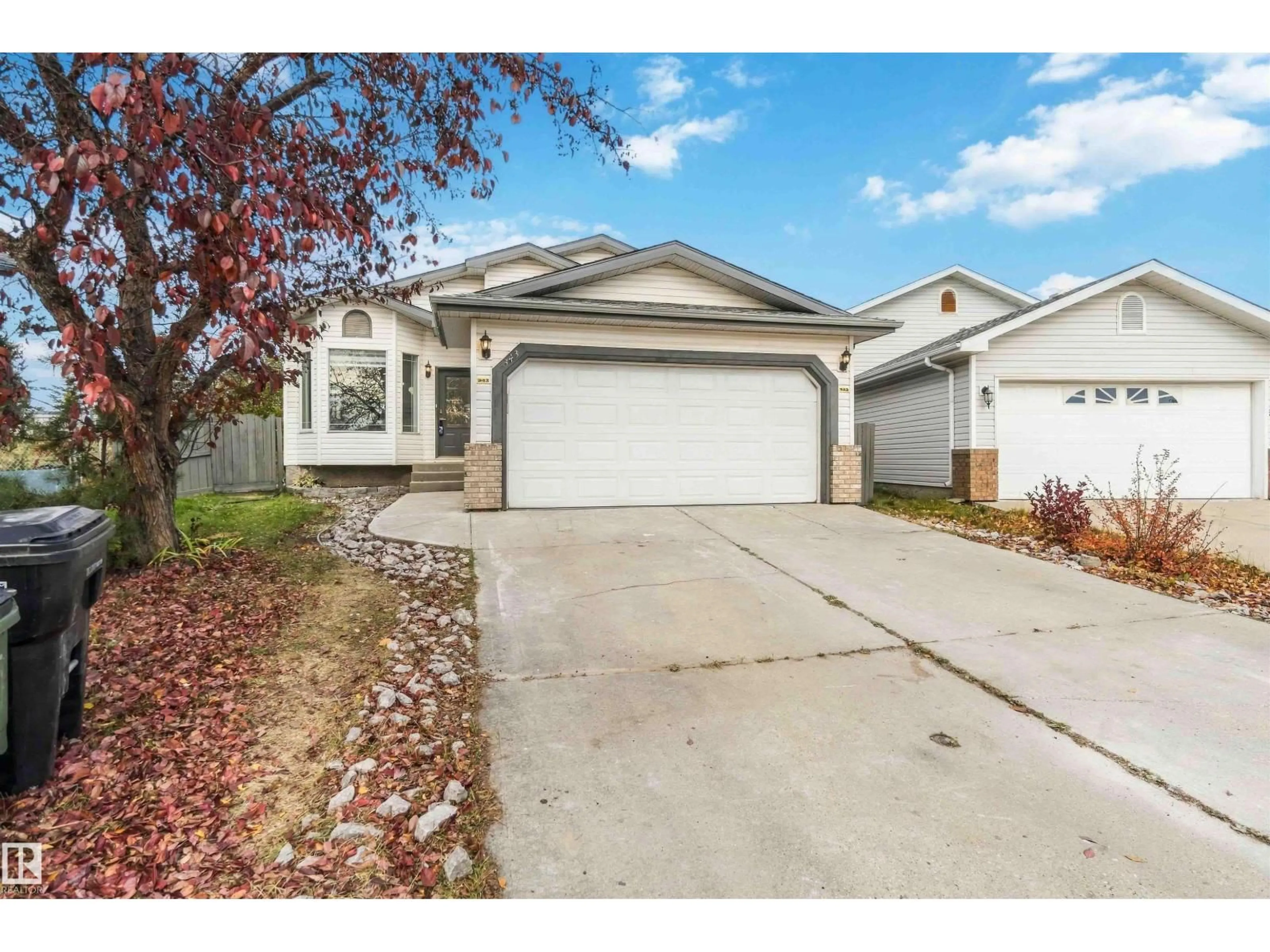 Home with vinyl exterior material, street for 343 JILLINGS CR, Edmonton Alberta T6L6Y3