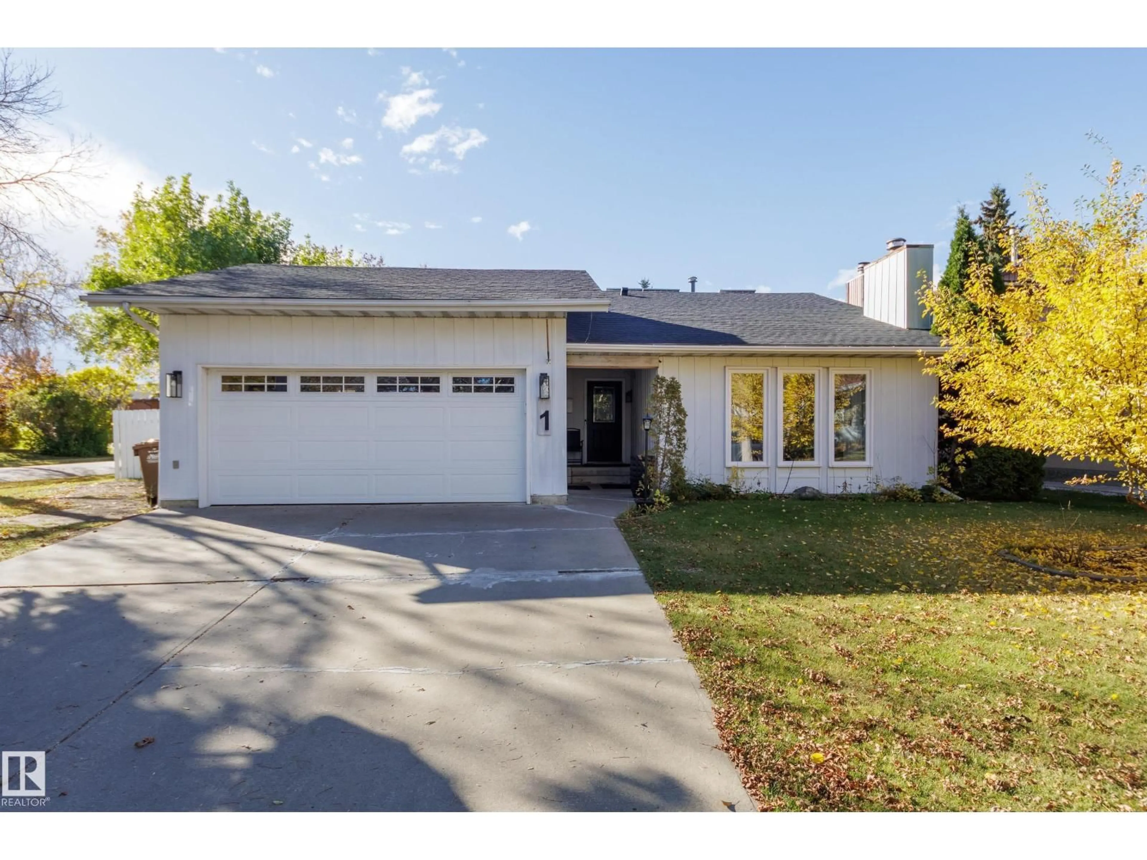 Home with vinyl exterior material, street for 1 ANITA CR, St. Albert Alberta T8N2W3