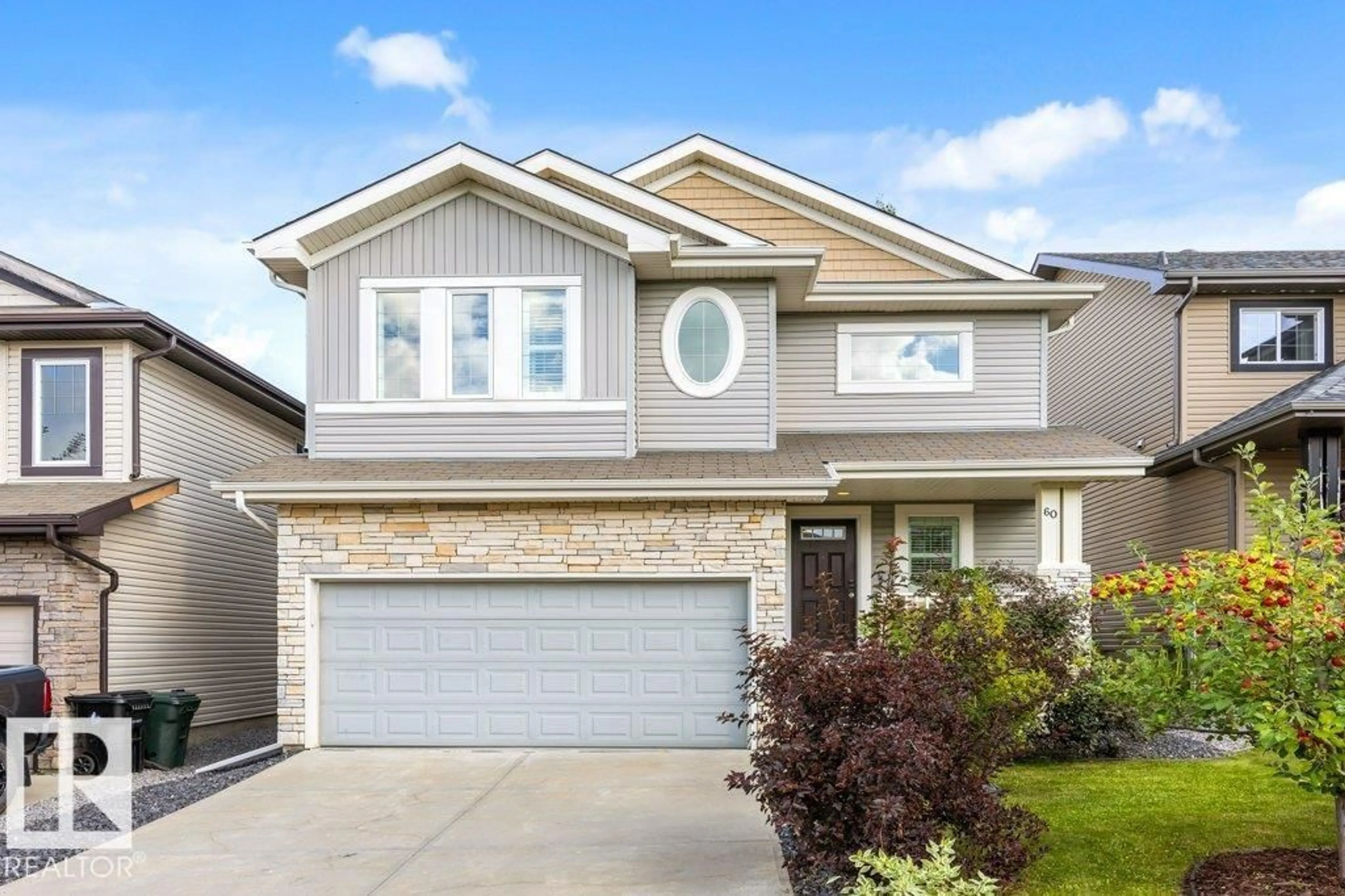 Home with vinyl exterior material, street for 60 VERNON ST, Spruce Grove Alberta T7X0C1