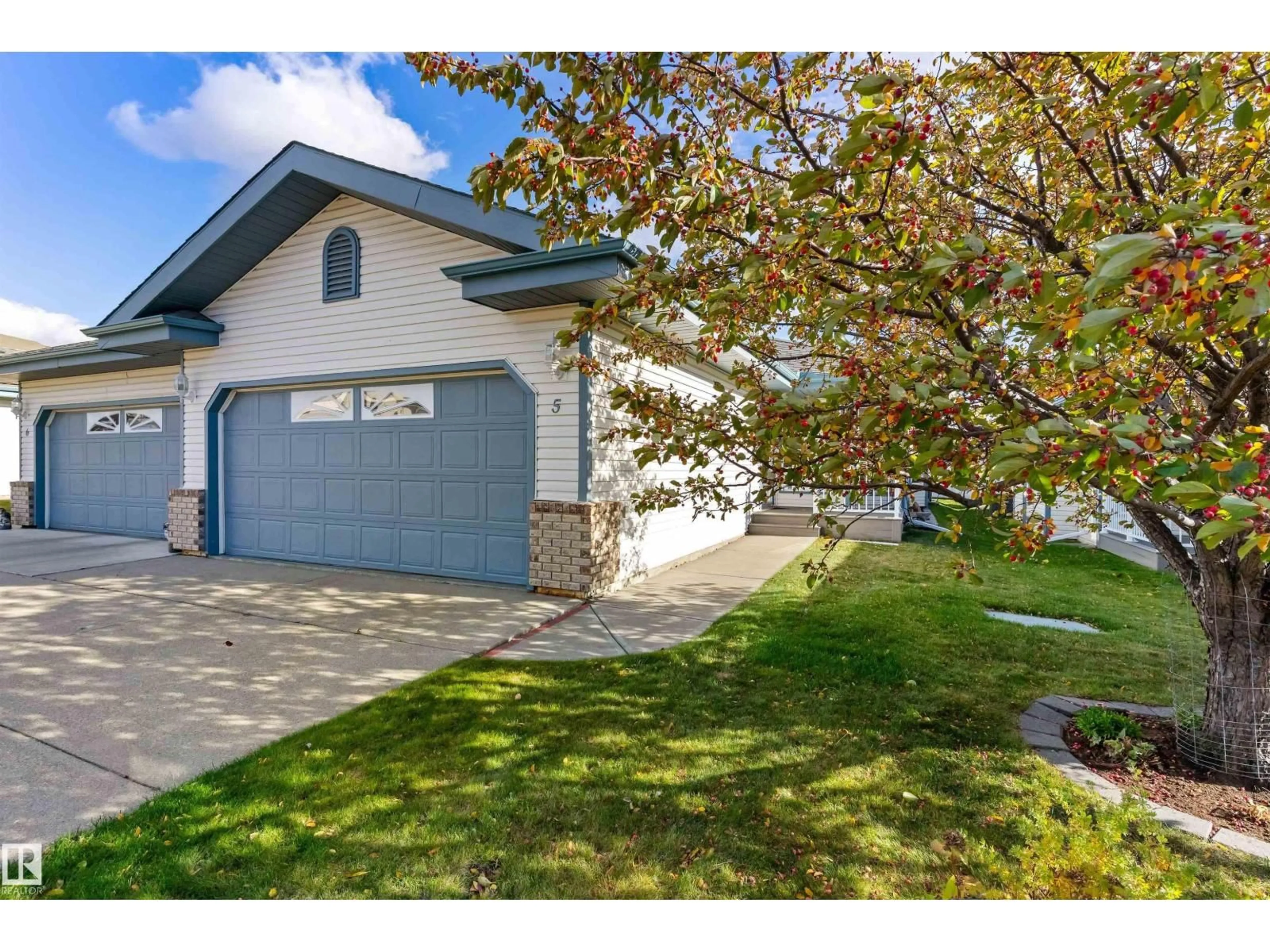 Unknown for #5 - 17418 98A AV, Edmonton Alberta T5T6G2