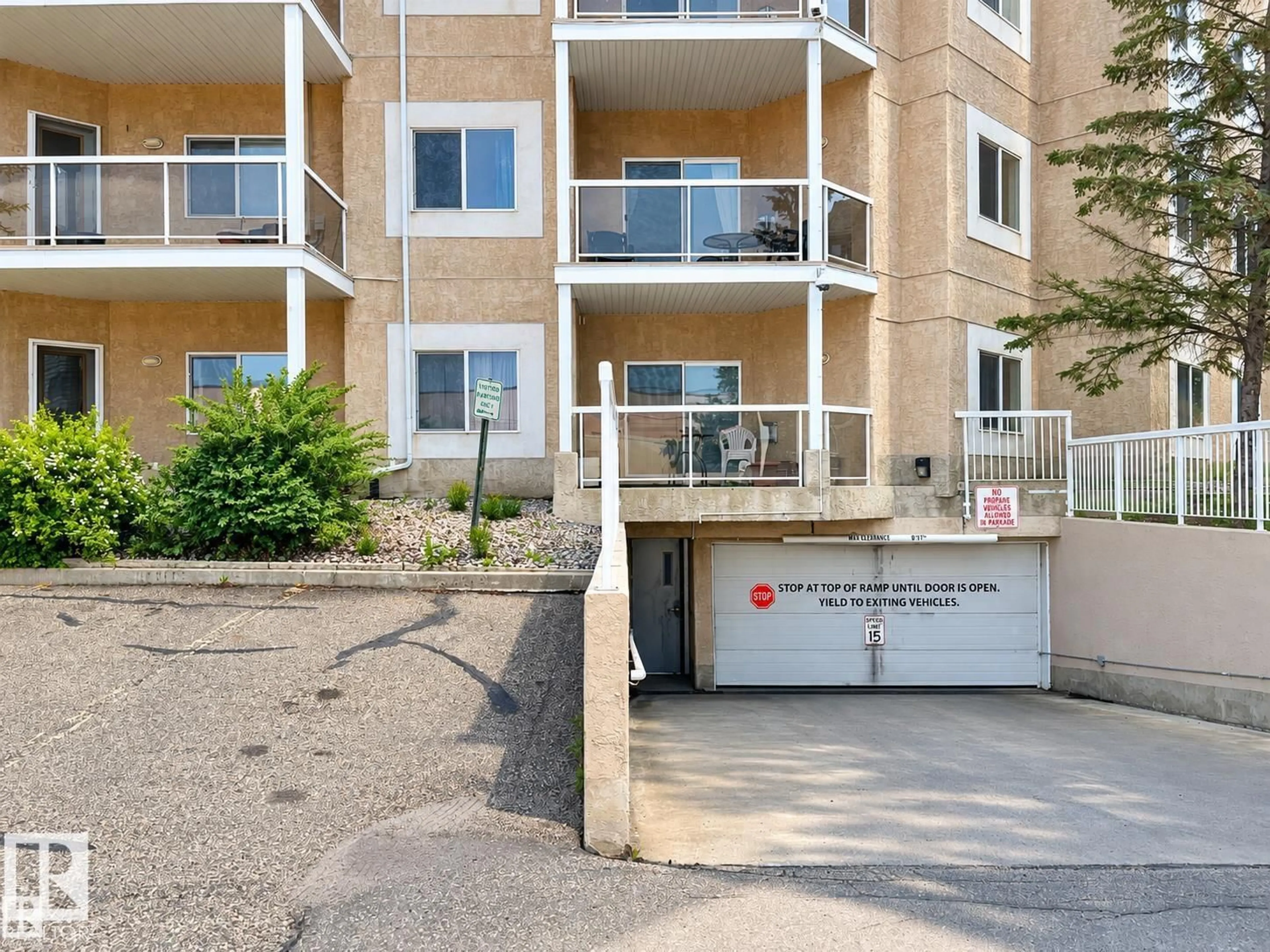 Unknown for 110 - 10511 42 AV, Edmonton Alberta T6J7G8
