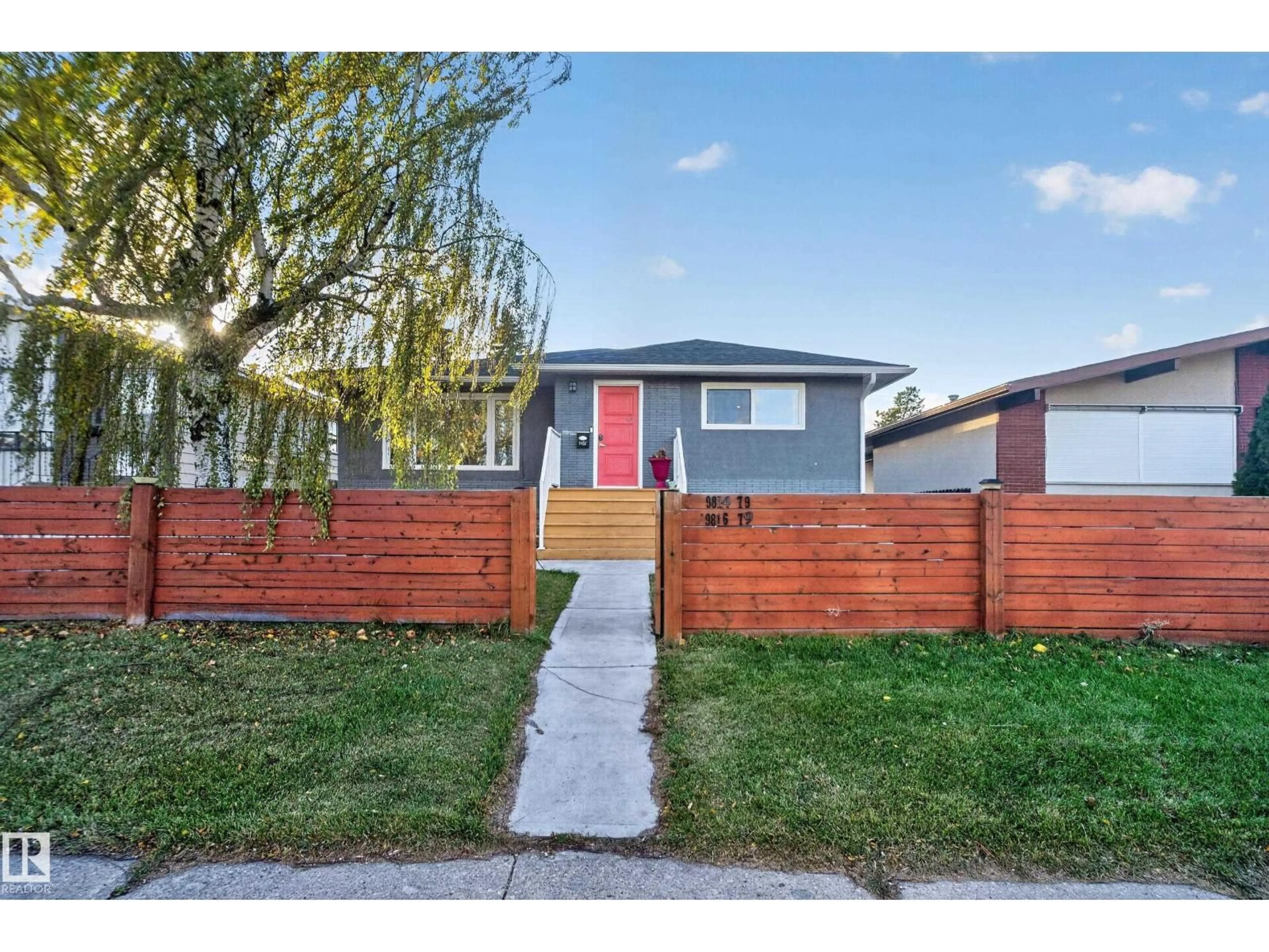 Unknown for 9814 79 ST, Edmonton Alberta T6A3G1