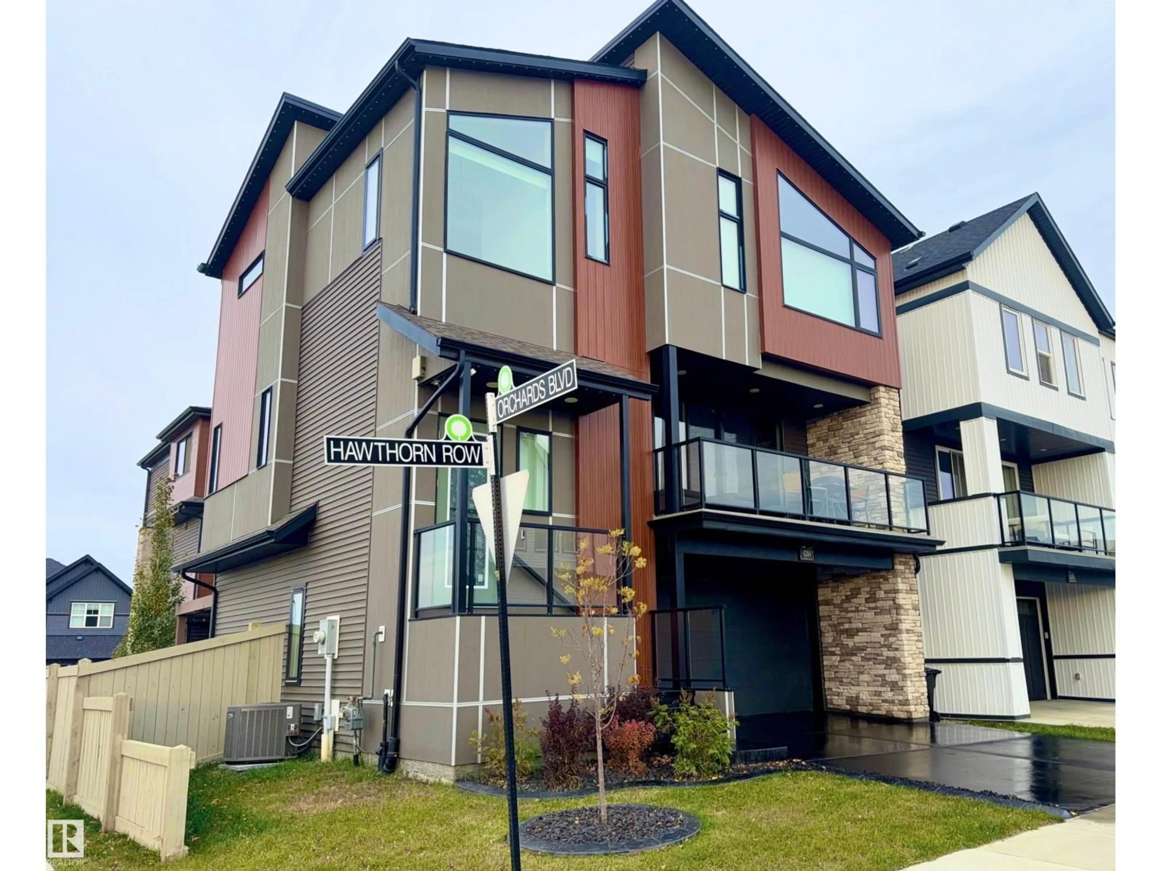 Home with brick exterior material, street for SW - 4204 HAWTHORN RO, Edmonton Alberta T6X2Y7