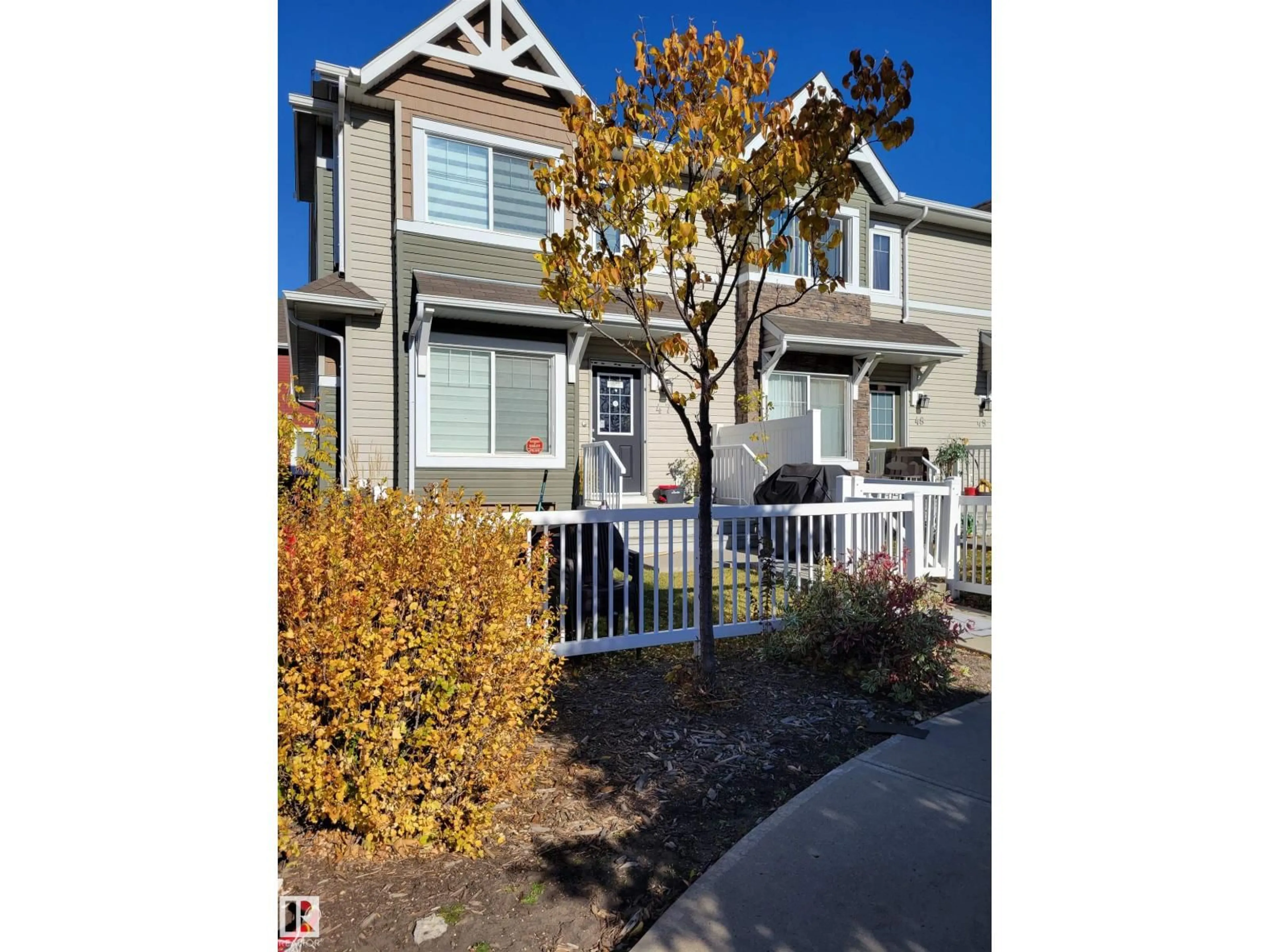 Home with vinyl exterior material, street for #47 - 14621 121 ST NW, Edmonton Alberta T5X0H2