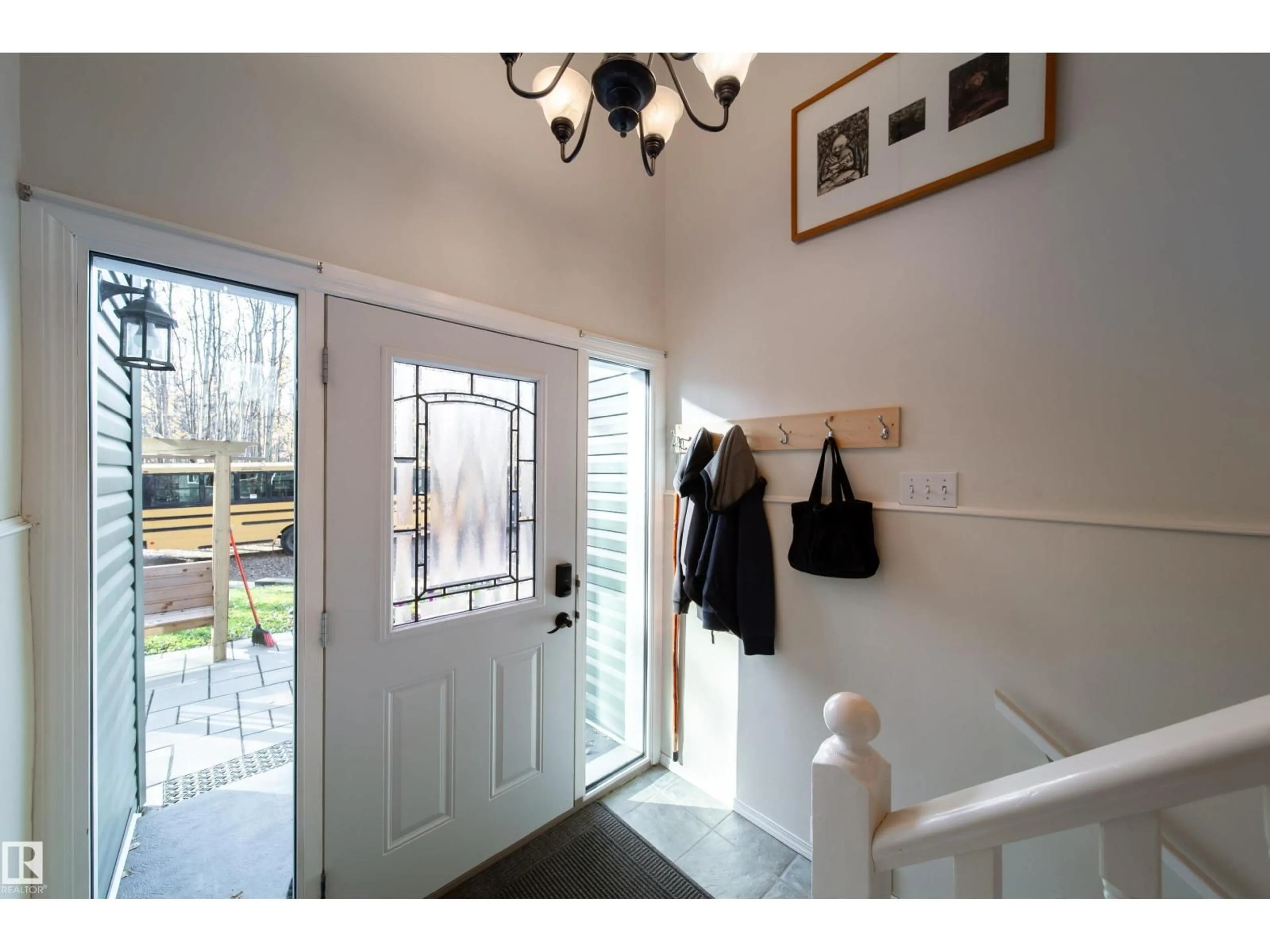 Indoor entryway for 330 50110 RGE RD, Rural Leduc County Alberta T0B3M3
