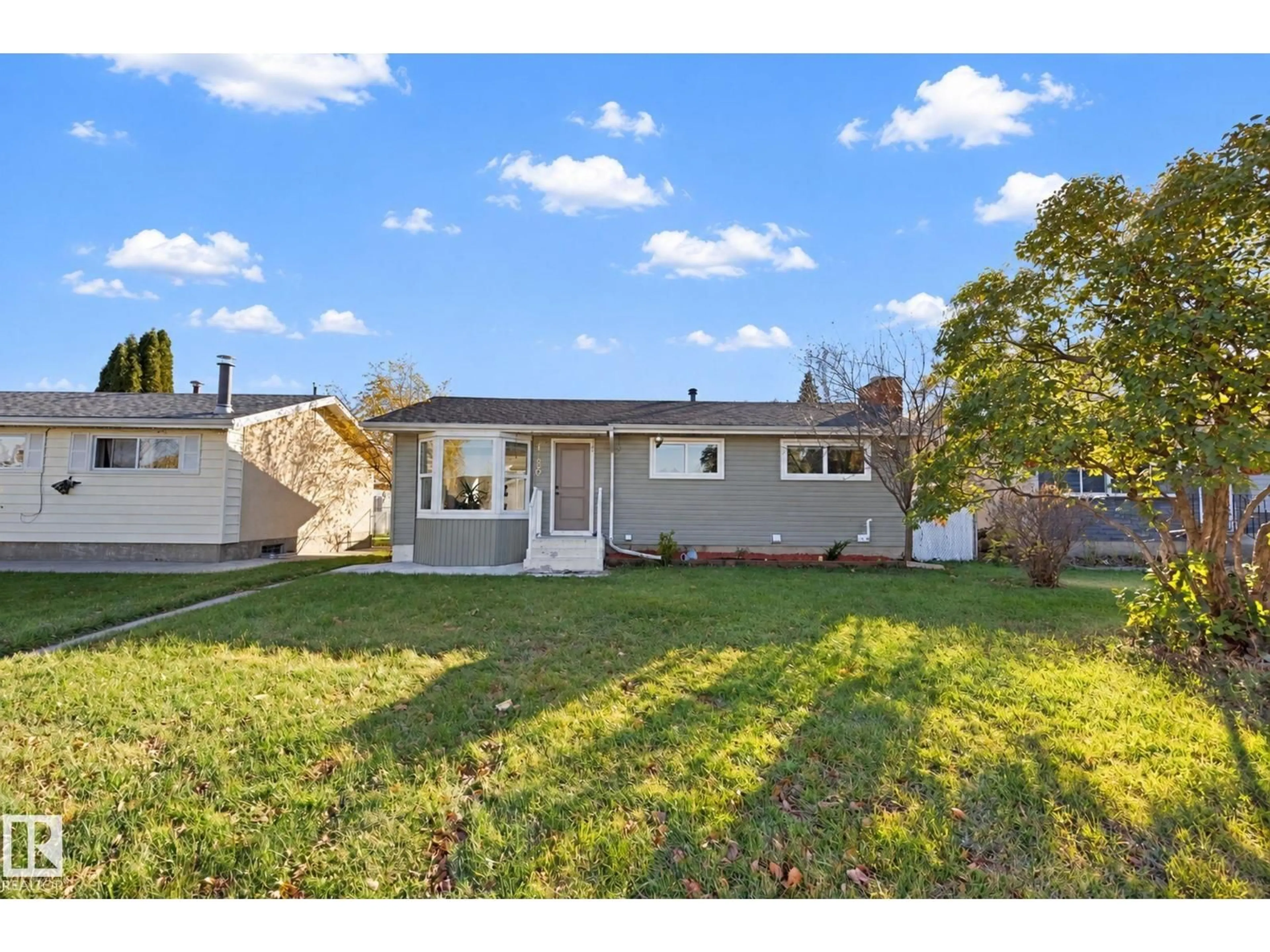 Unknown for NW - 16507 91 AV, Edmonton Alberta T5R5A3