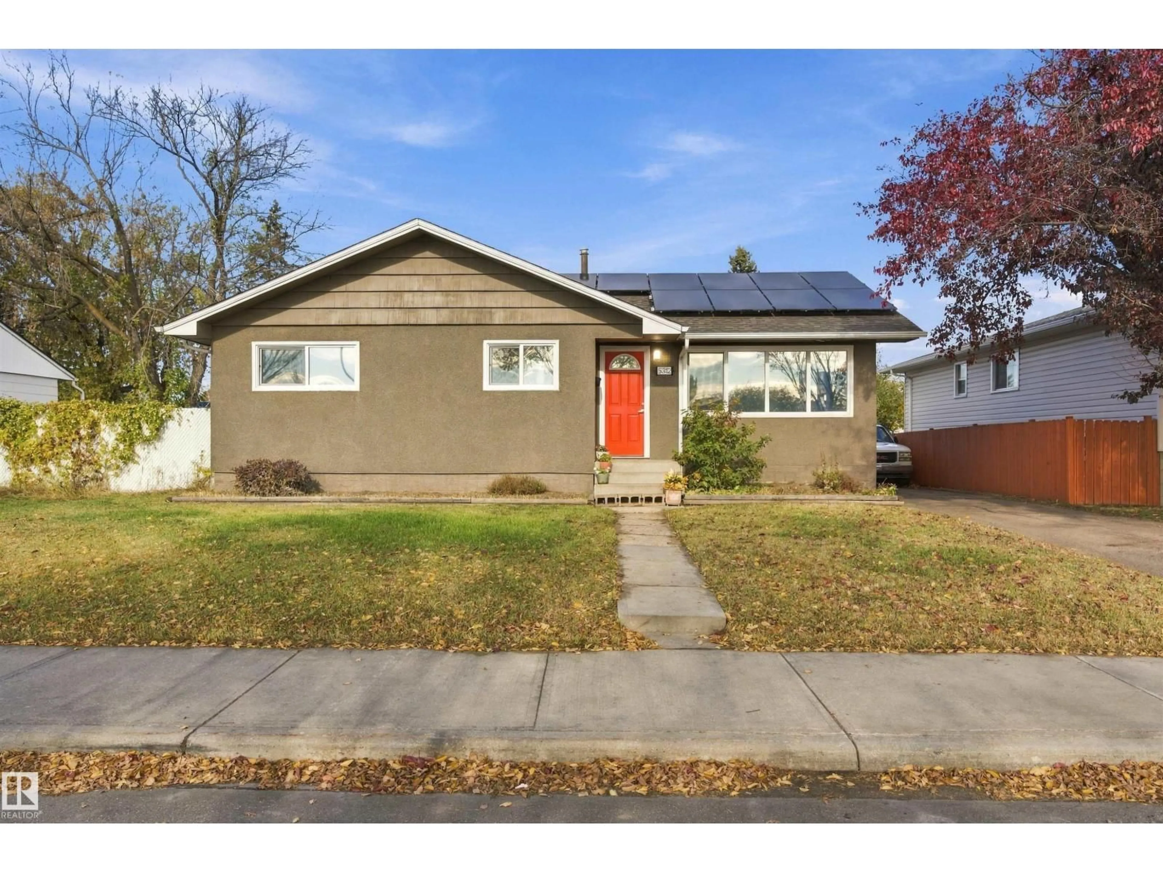 Unknown for 5312 101 AV, Edmonton Alberta T6A0G8