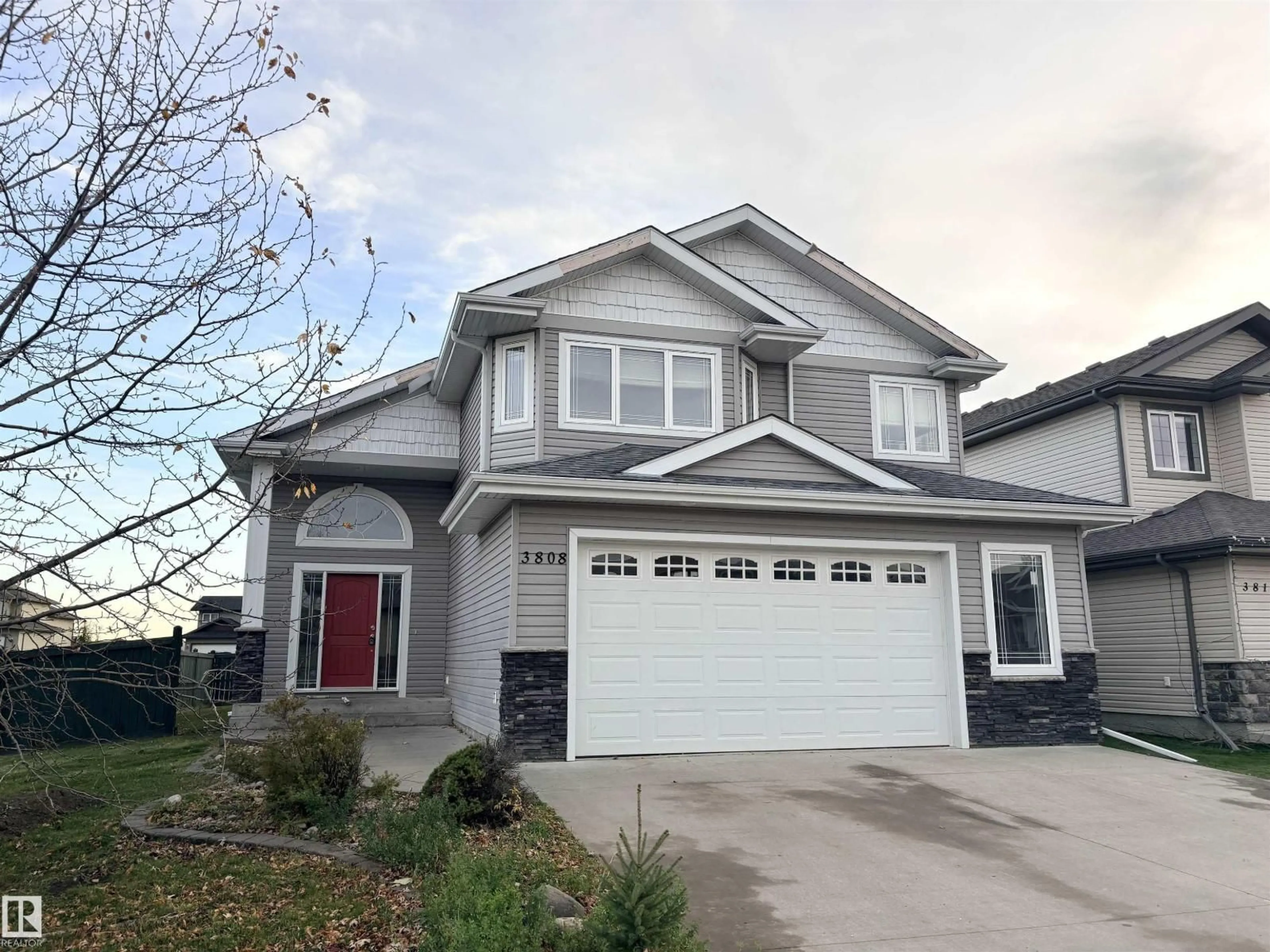 Home with vinyl exterior material, street for 3808 45 AV, Bonnyville Town Alberta T9N0A8