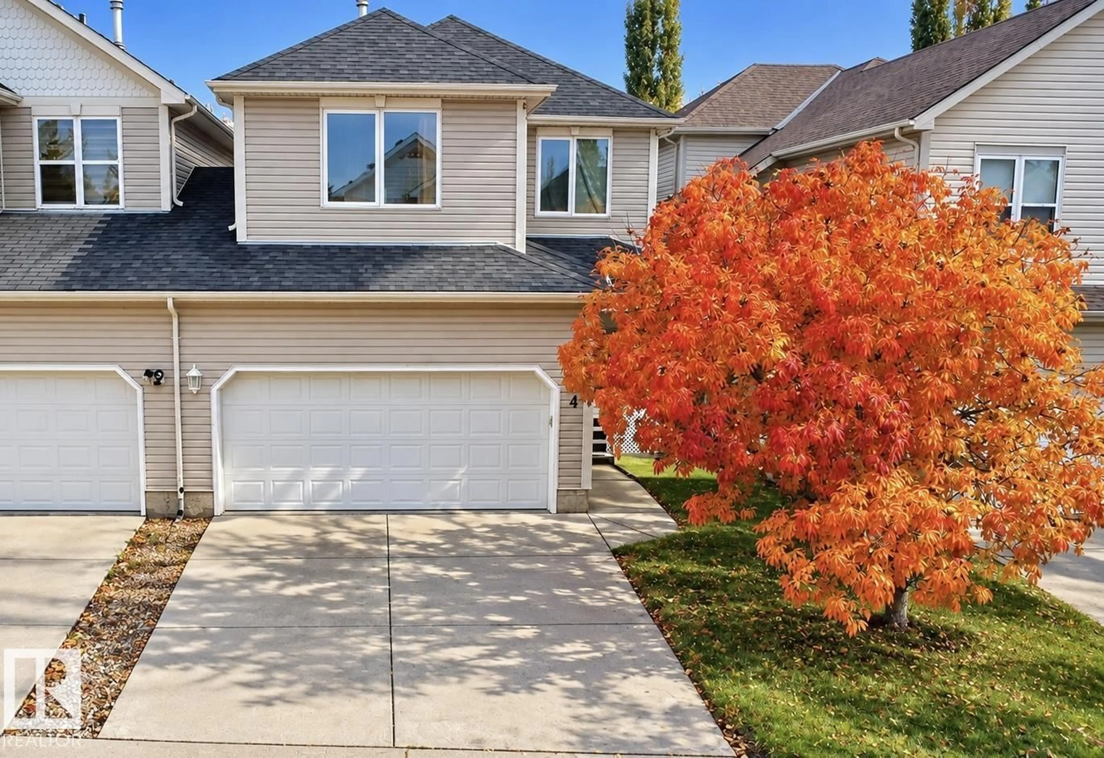 Home with vinyl exterior material, street for 4 - 1920 MILLWOODS RD, Edmonton Alberta T6L7C7