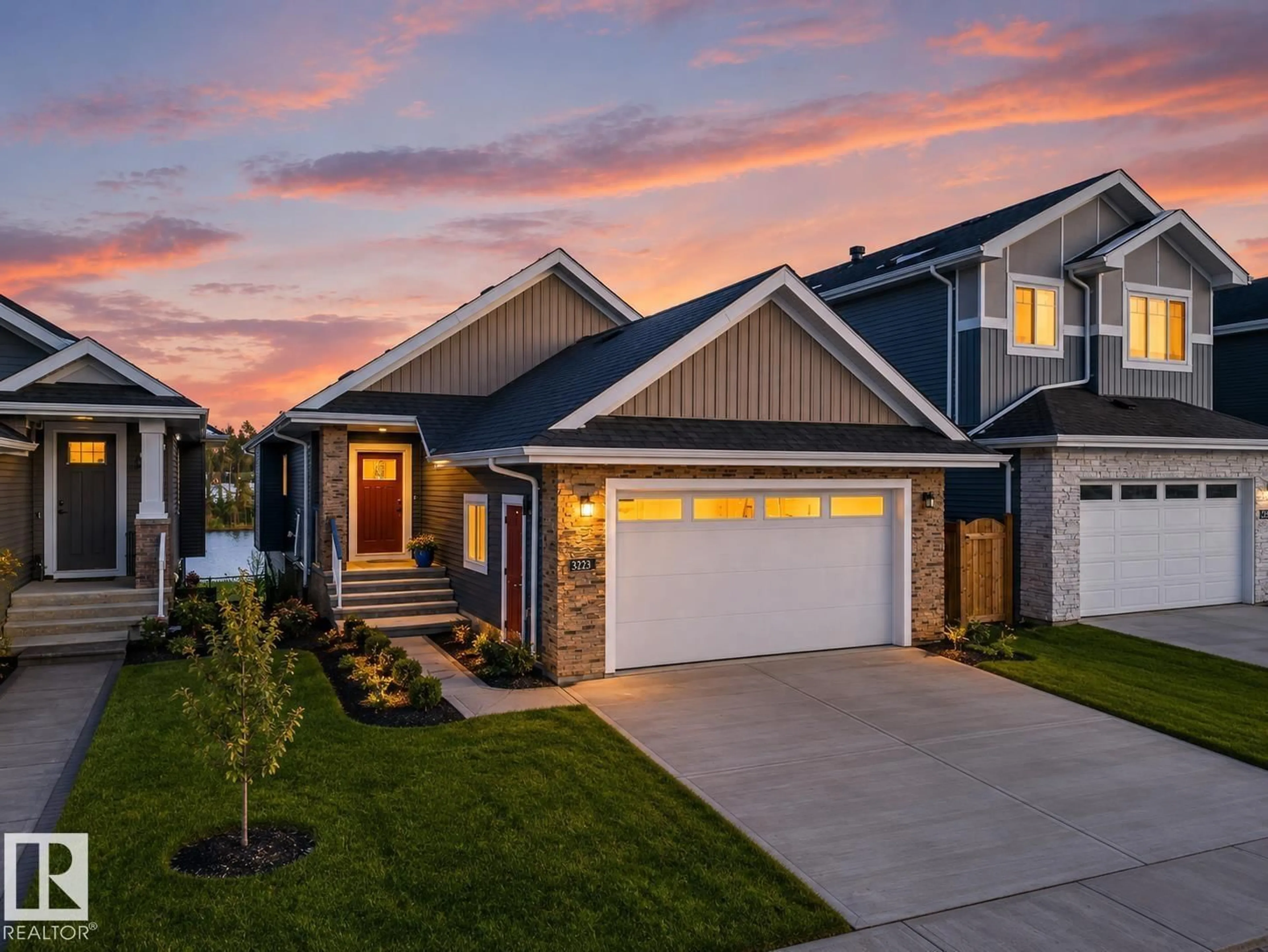Home with brick exterior material, street for 1092 STARLING DR, Edmonton Alberta T5V0A2