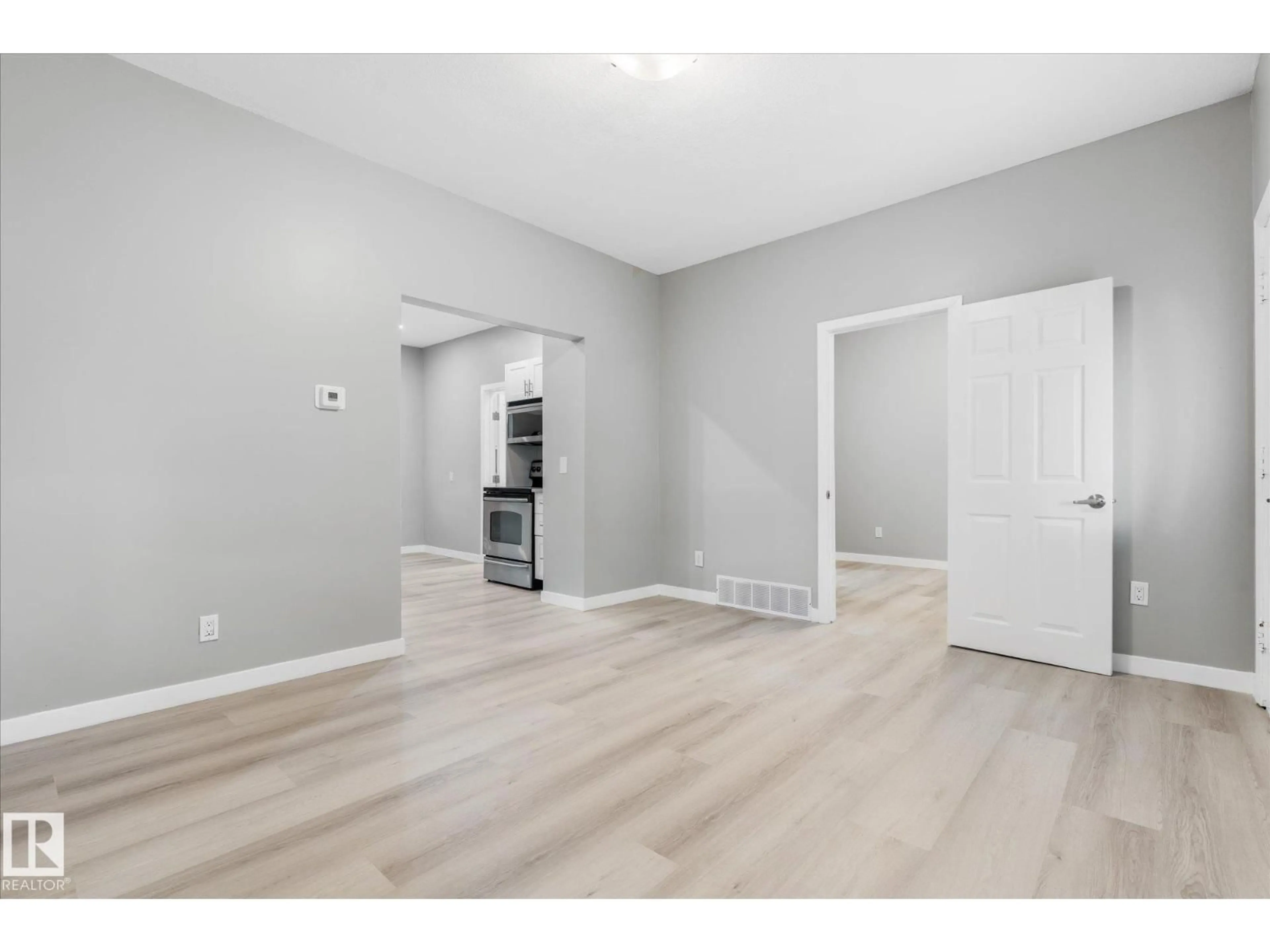A pic of a room for 4909 50 ST, Legal Alberta T0G1L0