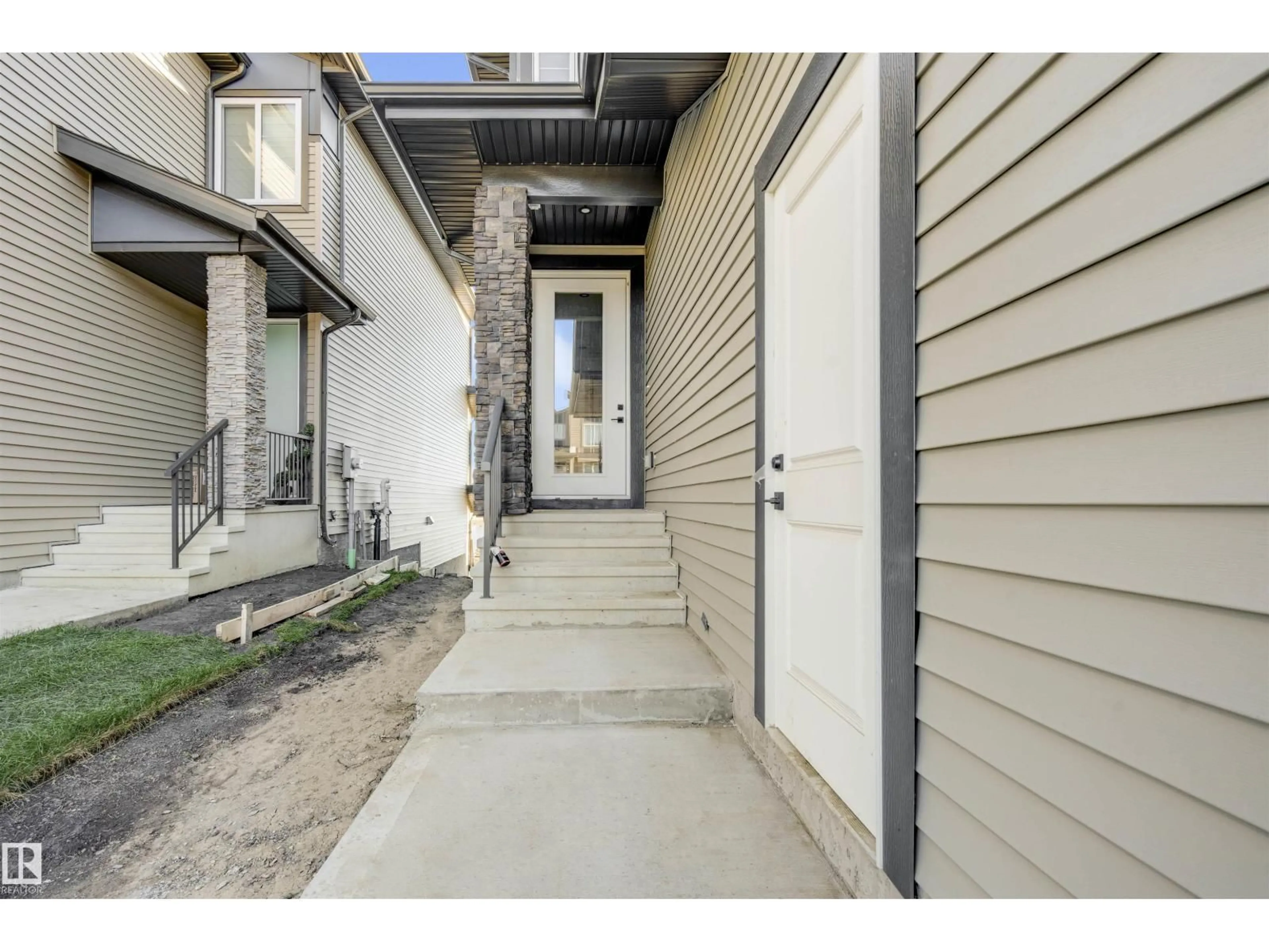 Unknown for 449 CRYSTAL CREEK LINK, Leduc Alberta T9E0X5