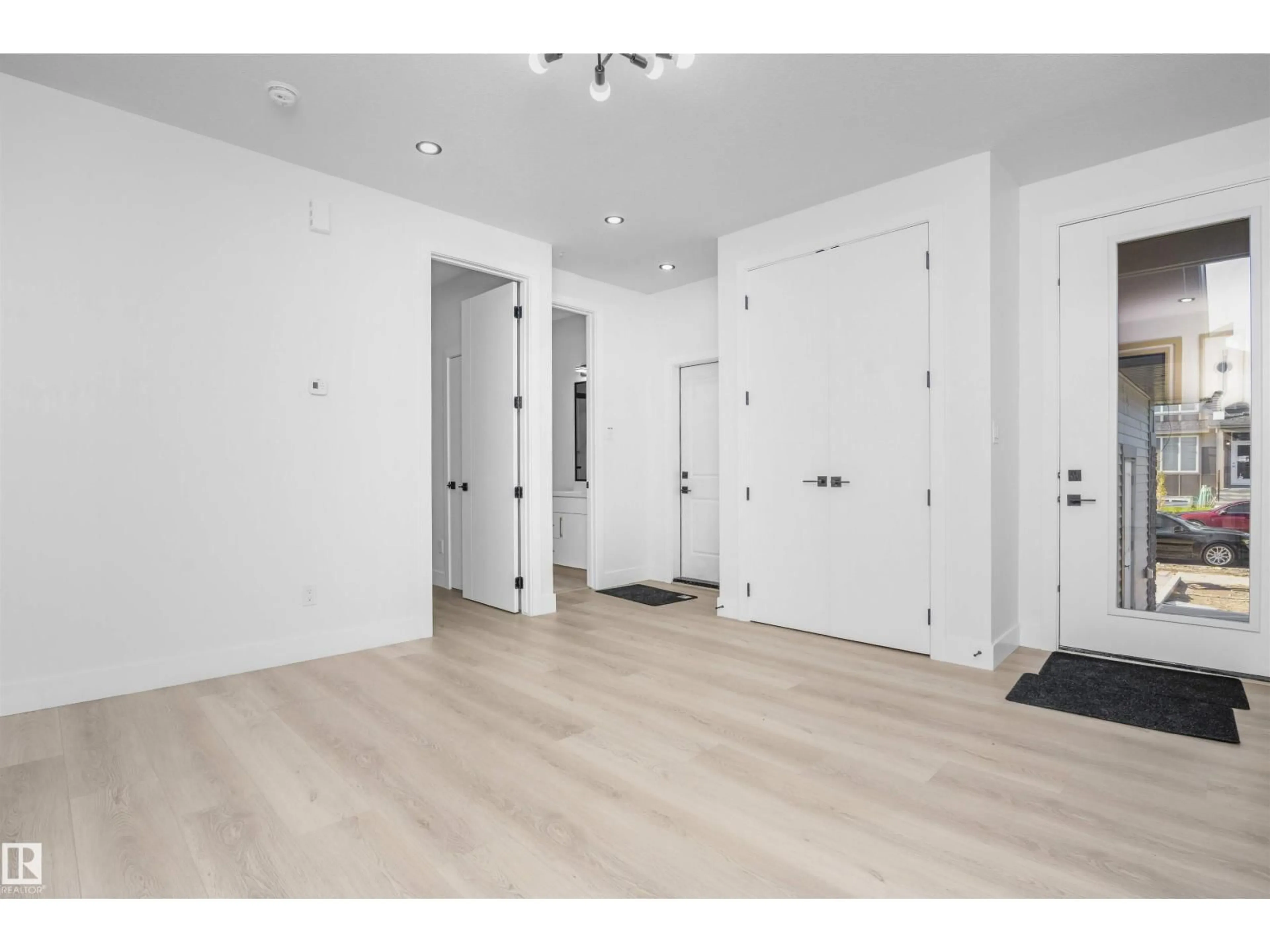 Indoor entryway for 449 CRYSTAL CREEK LINK, Leduc Alberta T9E0X5