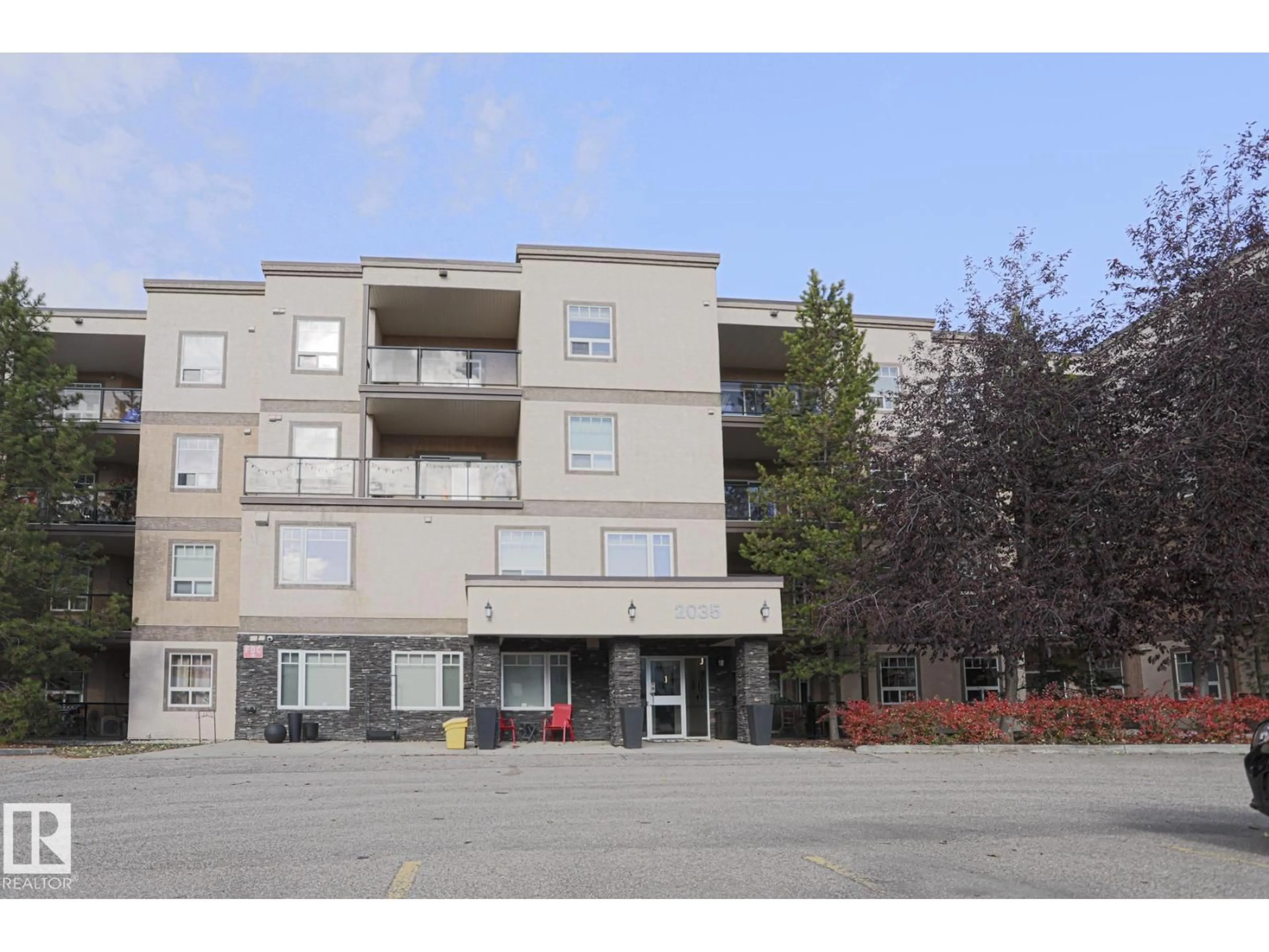 Unknown for #111 - 2035 GRANTHAM CO, Edmonton Alberta T5T3X4