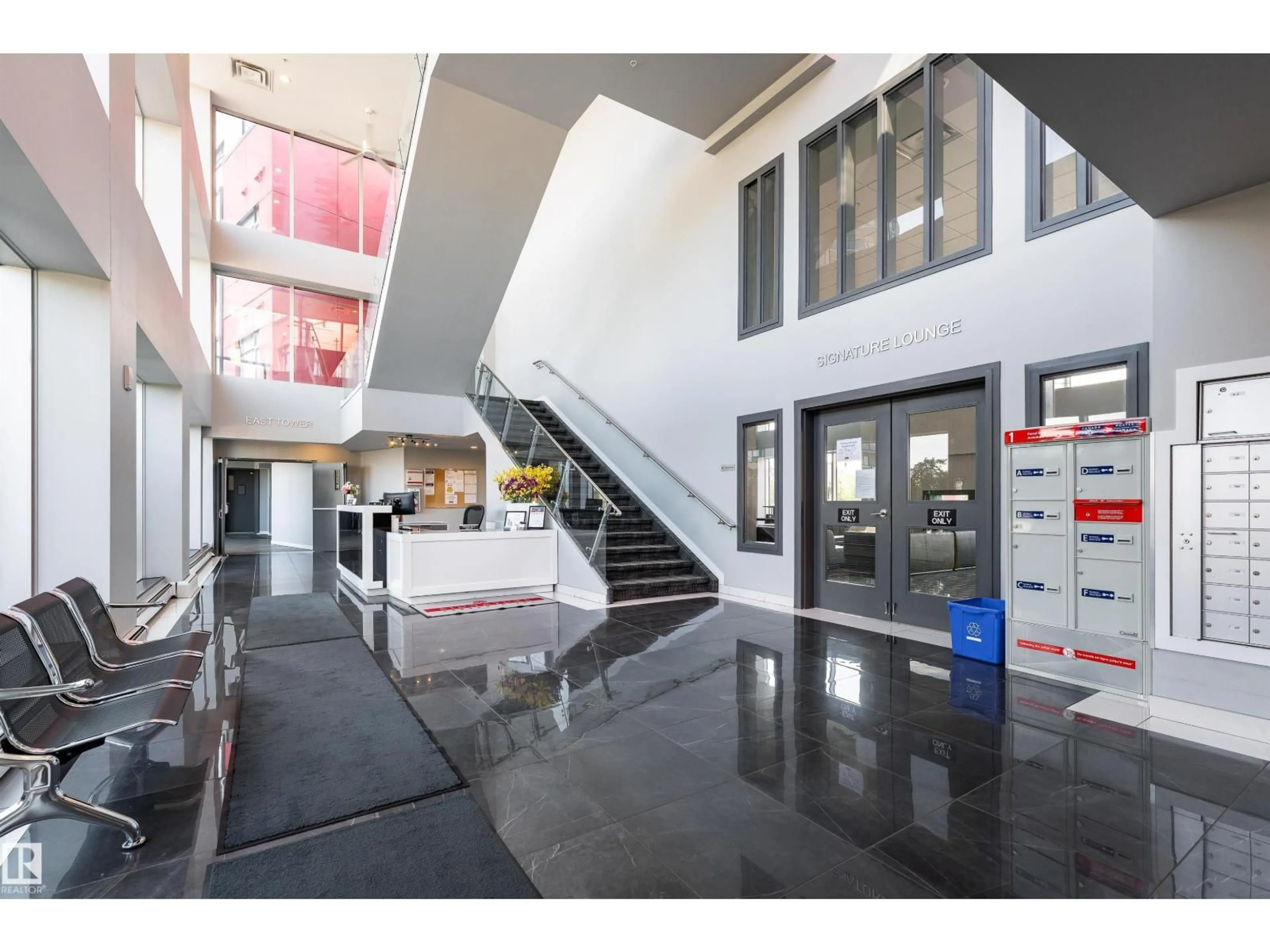 Indoor foyer for #1023 - 1023 WINDERMERE BV, Edmonton Alberta T6W2K4