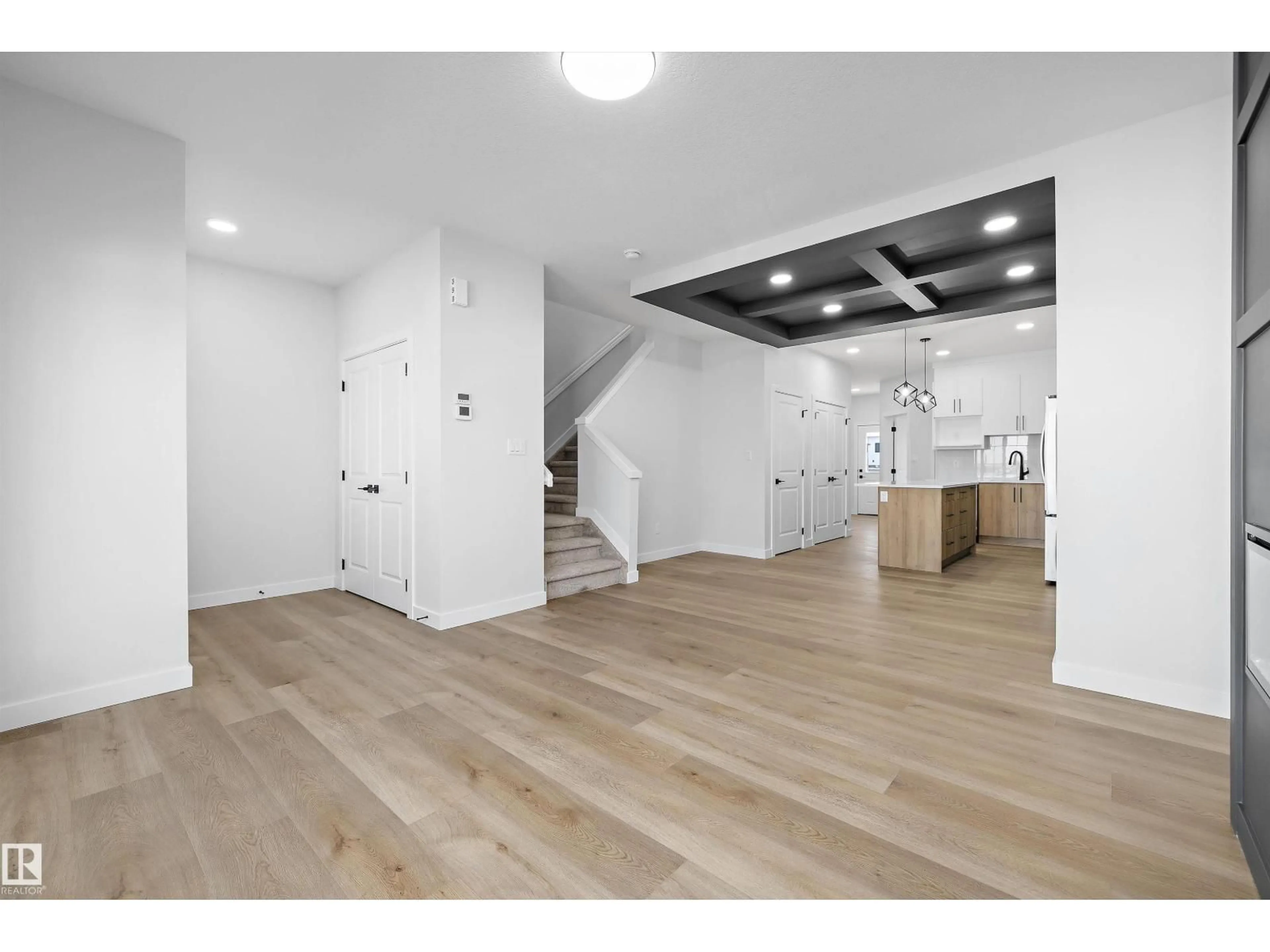 Indoor entryway for 61 CLICHY CL, St. Albert Alberta T8T2E4