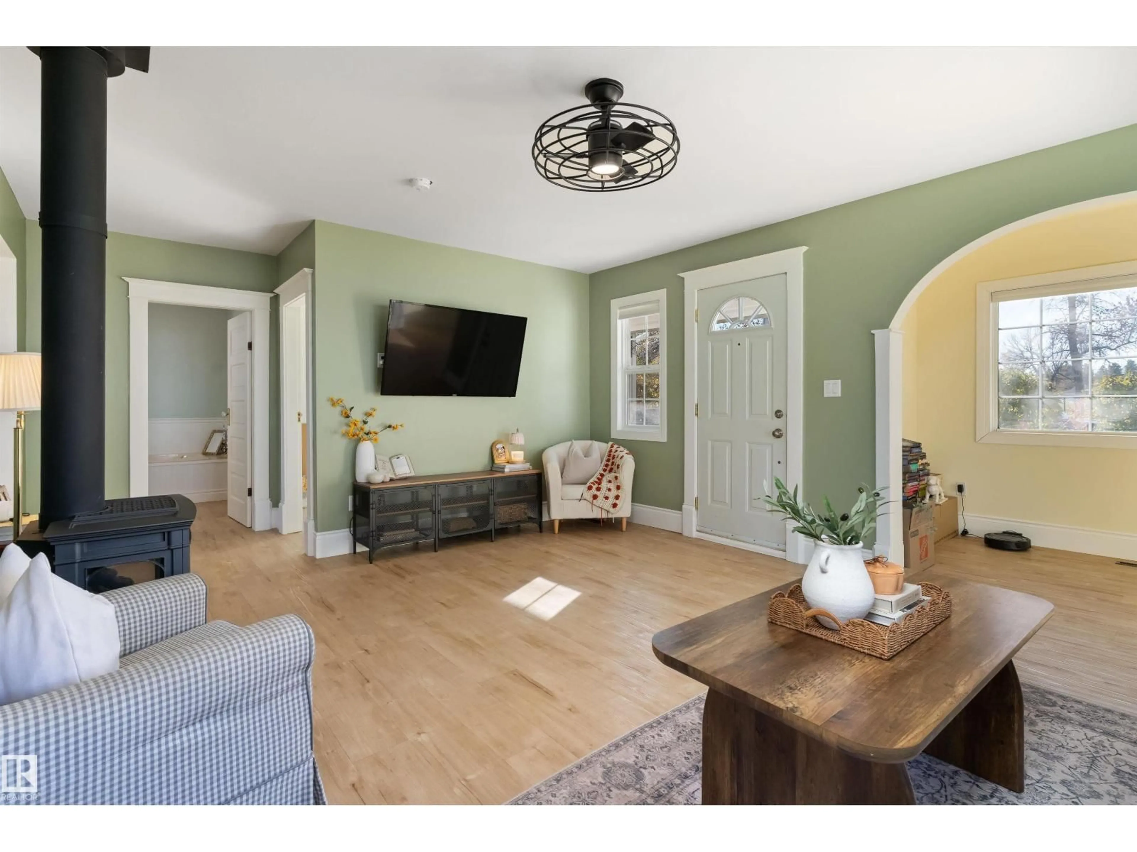 Living room with furniture, unknown for 5016 52 AV, Warburg Alberta T0C2T0